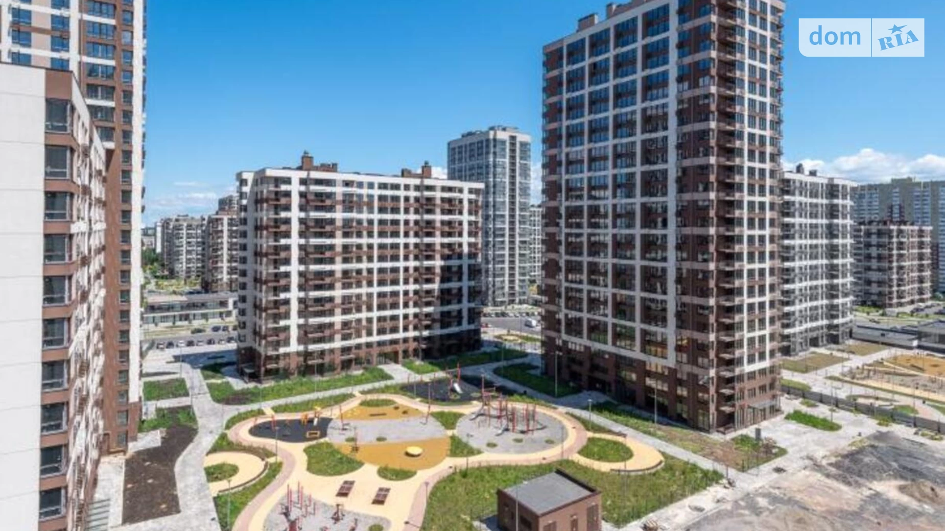 Продается 2-комнатная квартира 80.93 кв. м в Киеве, ул. Александра Олеся - фото 2