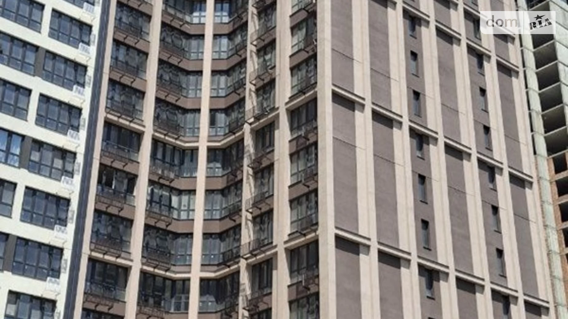 Продается 2-комнатная квартира 85 кв. м в Одессе, ул. Ивана Франко, 40 корпус 1 - фото 2