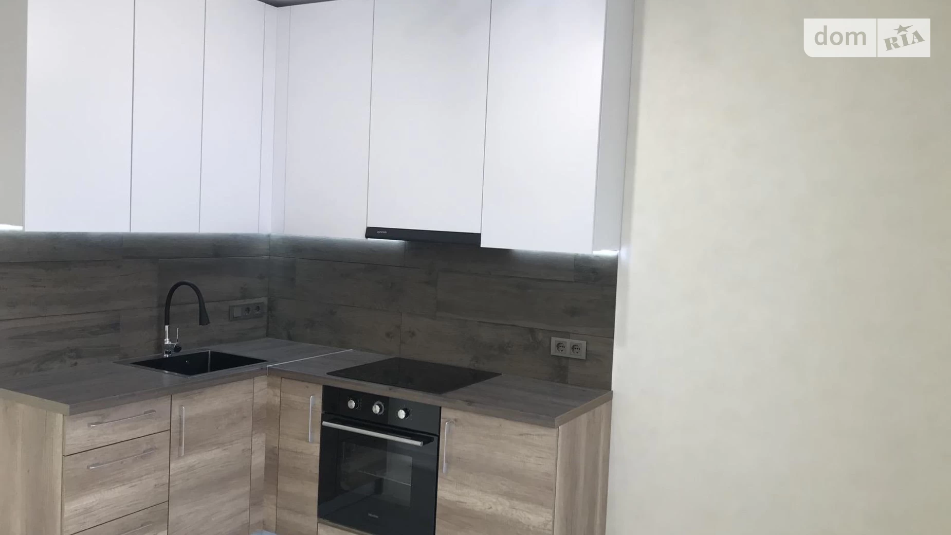 Продается 1-комнатная квартира 39 кв. м в Харькове, цена: 57000 $ - фото 2
