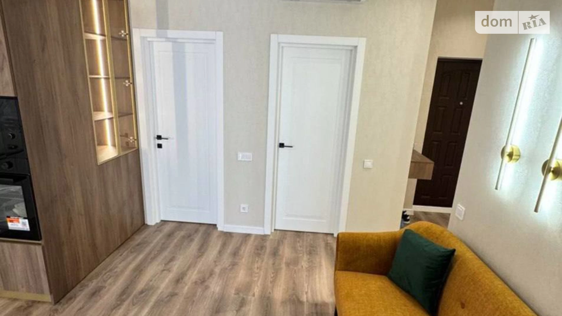 Продається 1-кімнатна квартира 43 кв. м у Одесі, вул. Краснова, 3 корпус 63 - фото 2