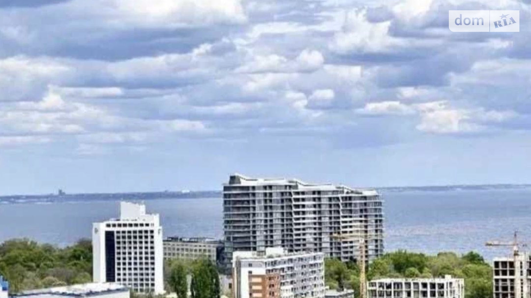 Продается 1-комнатная квартира 43 кв. м в Одессе, ул. Генуэзская, 1 - фото 2