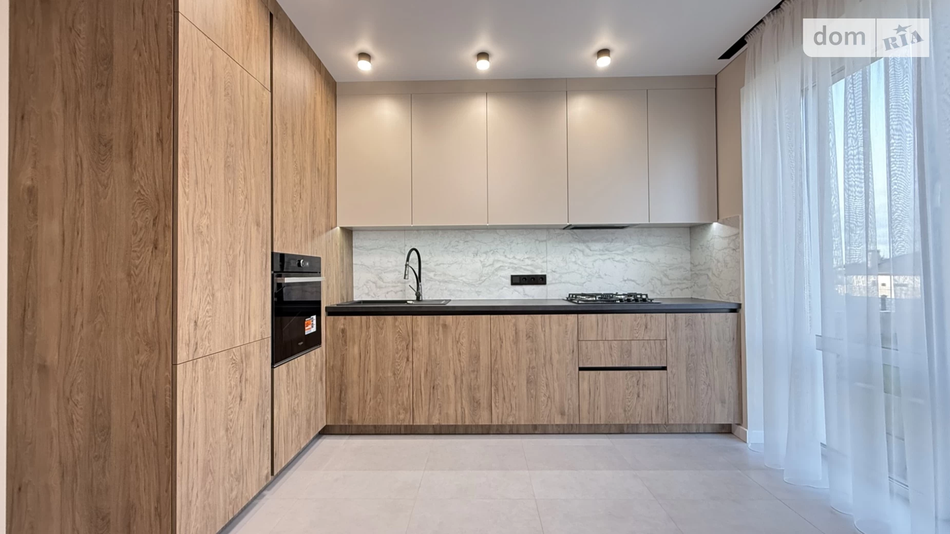 Продается 2-комнатная квартира 53 кв. м в Ровно, цена: 92000 $ - фото 2