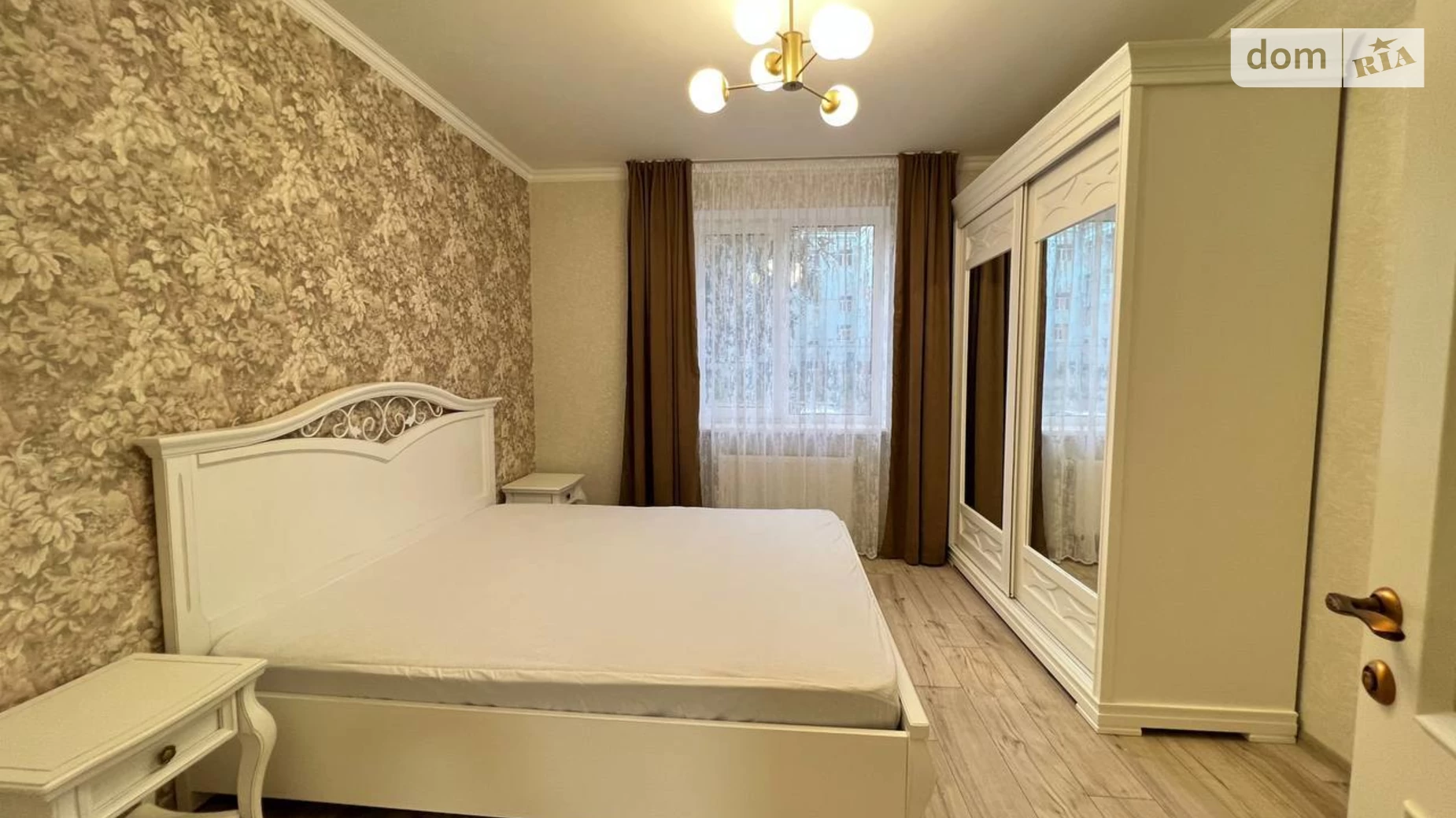 Здається в оренду 2-кімнатна квартира 77 кв. м у Рівному, вул. Соборна, 5А - фото 3