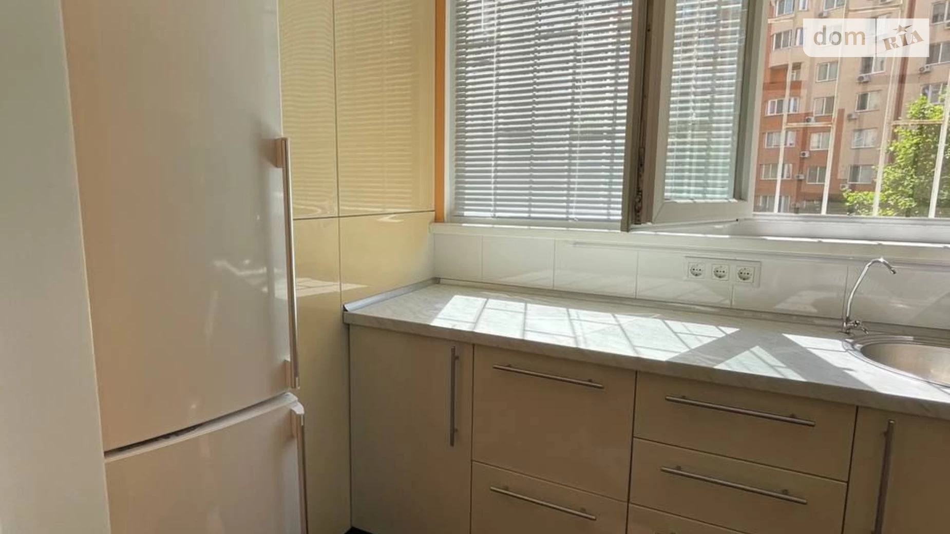 Продается 2-комнатная квартира 41.2 кв. м в Лиманке, цена: 40000 $ - фото 2