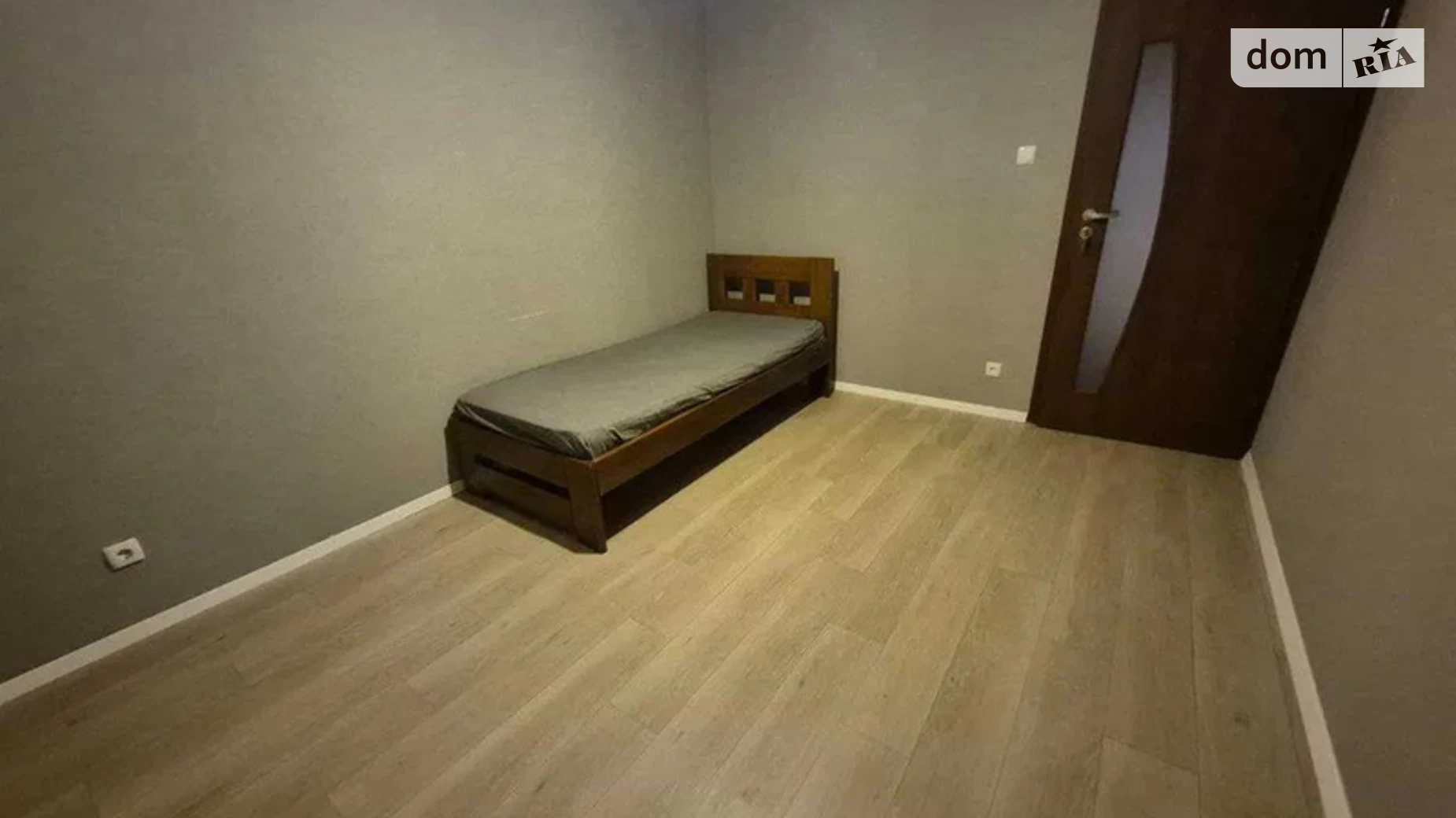 Продається 3-кімнатна квартира 90 кв. м у Києві, вул. Милославська, 4 - фото 2