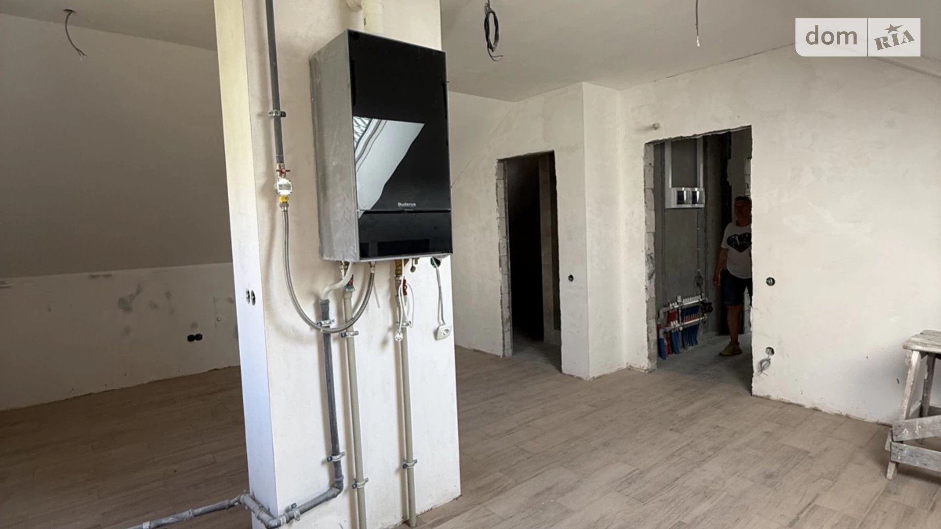 Продается дом на 3 этажа 240 кв. м с мебелью, цена: 250000 $ - фото 4