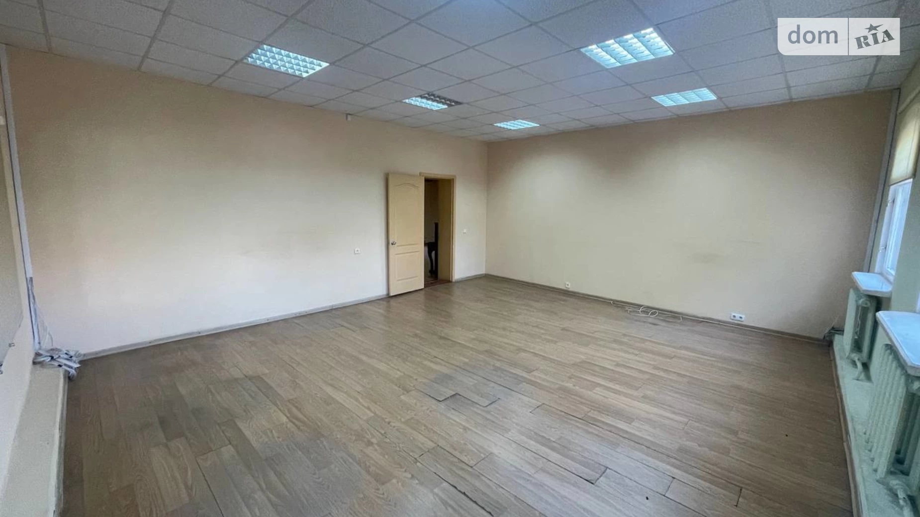 Продається офіс 300 кв. м в бізнес-центрі, цена: 225000 $ - фото 2