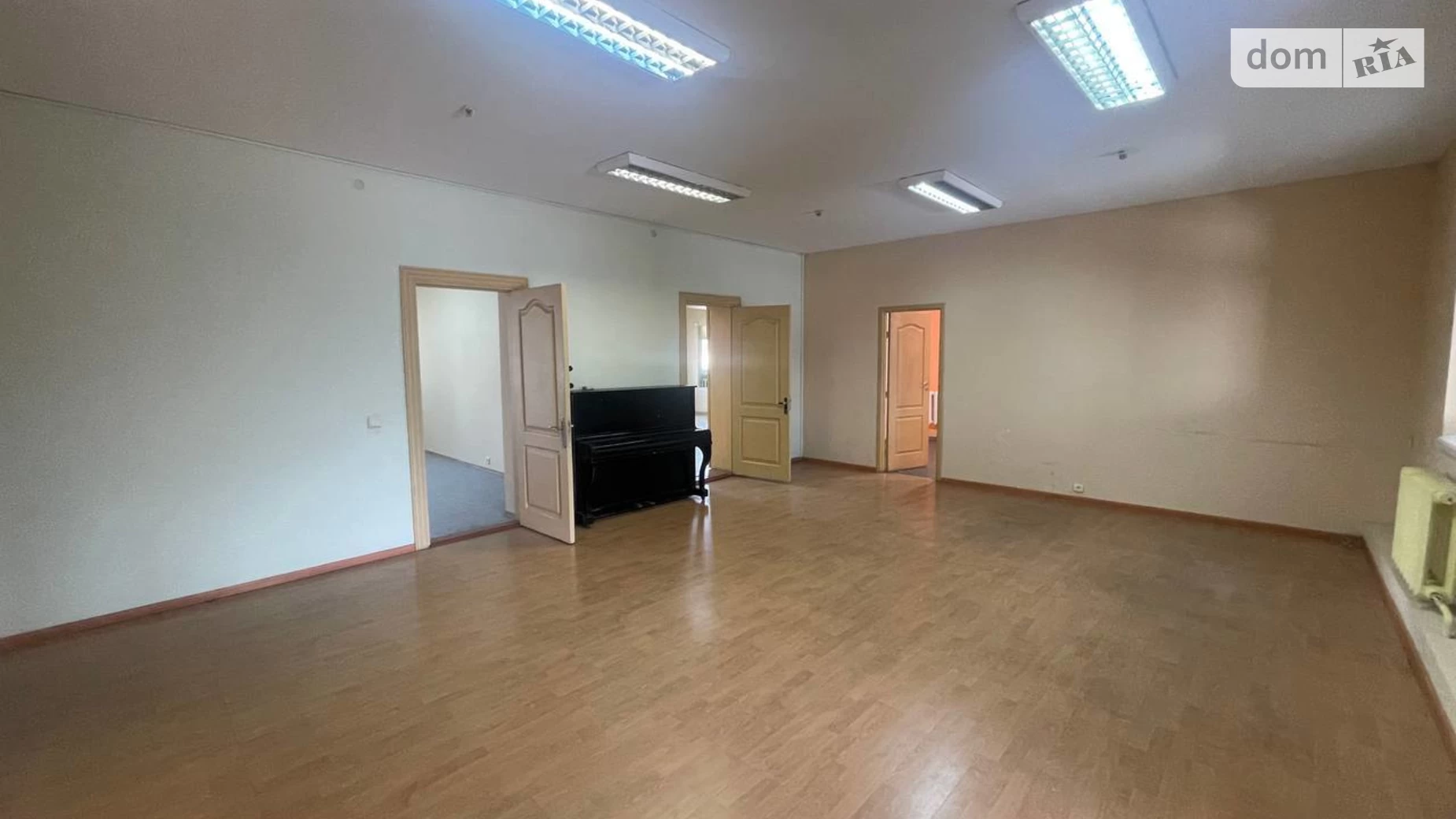Продається офіс 300 кв. м в бізнес-центрі, цена: 225000 $ - фото 3