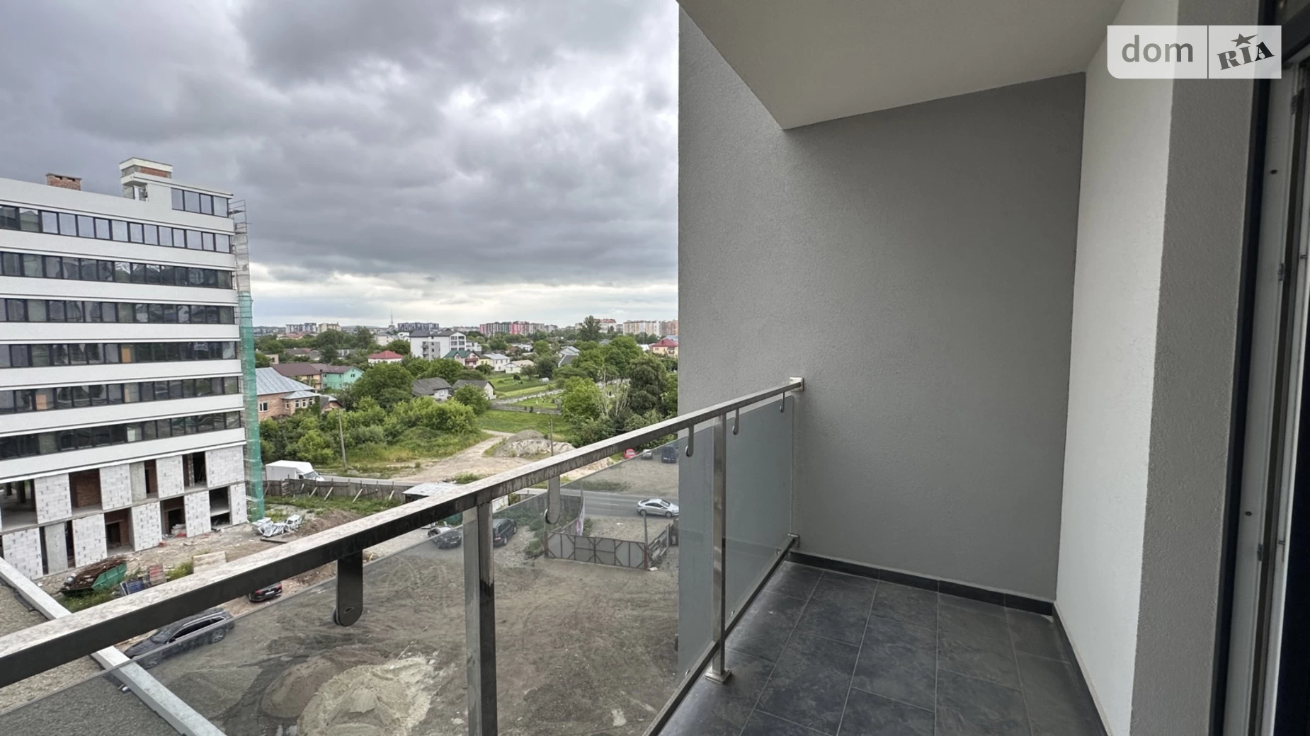Продается 2-комнатная квартира 56 кв. м в Ивано-Франковске, ул. Надречная - фото 2