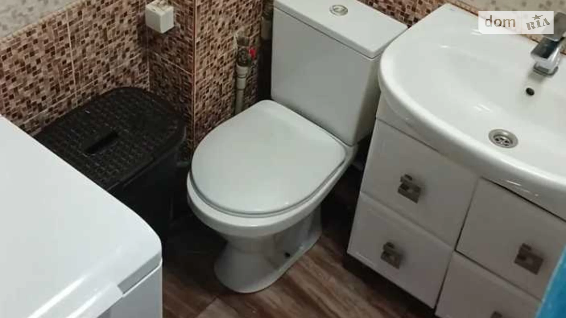 Продается 3-комнатная квартира 51 кв. м в Полтаве, цена: 46500 $ - фото 2