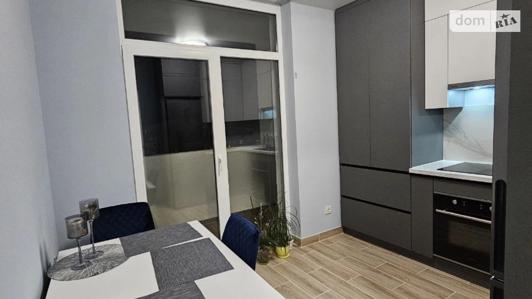 Продается 1-комнатная квартира 40 кв. м в Ужгороде, цена: 68000 $ - фото 2