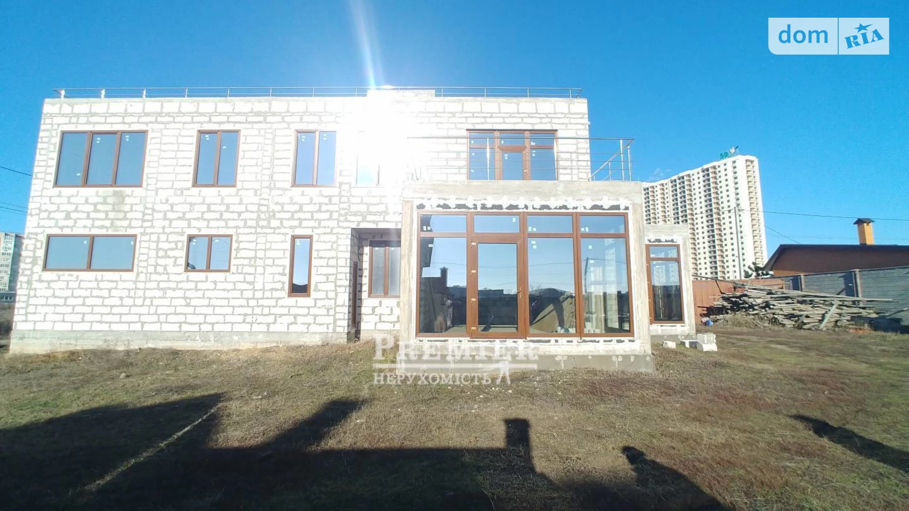 Продается дом на 2 этажа 270 кв. м с мебелью, цена: 190000 $ - фото 2