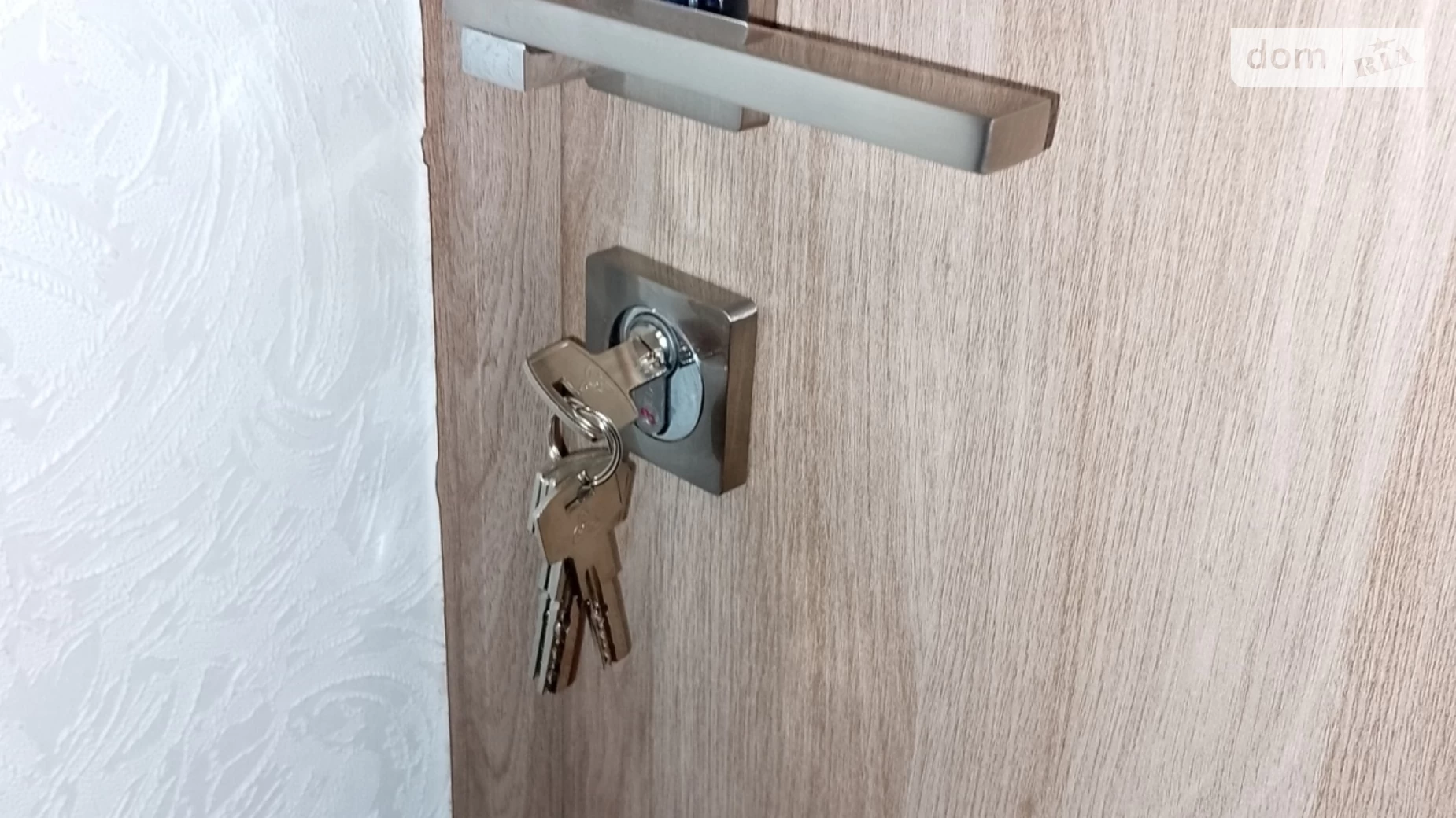 Продается 2-комнатная квартира 42 кв. м в Конотопе, Амосова, 8 - фото 2