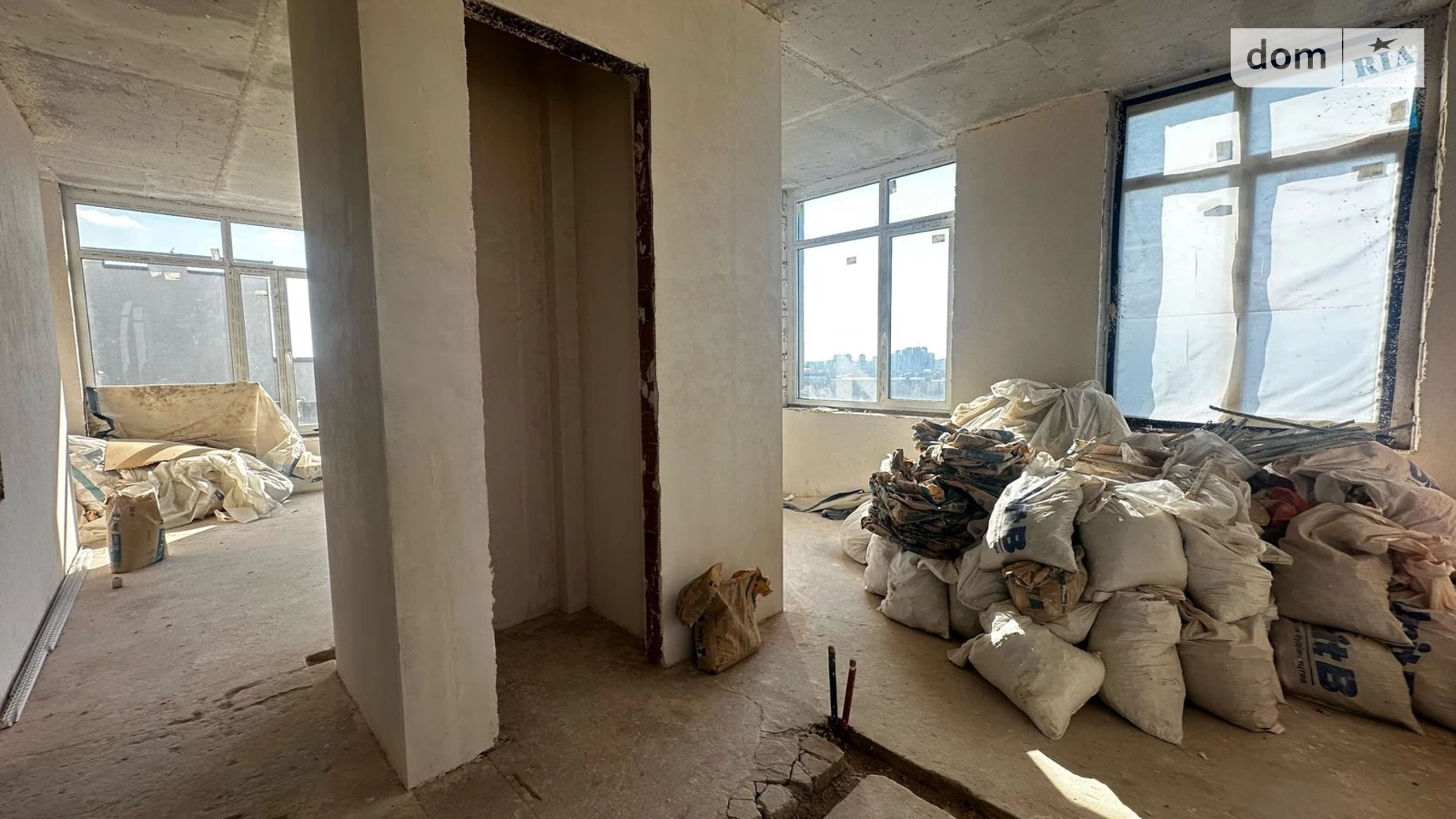 Продается 4-комнатная квартира 192 кв. м в Киеве, ул. Салютная, 2 - фото 5
