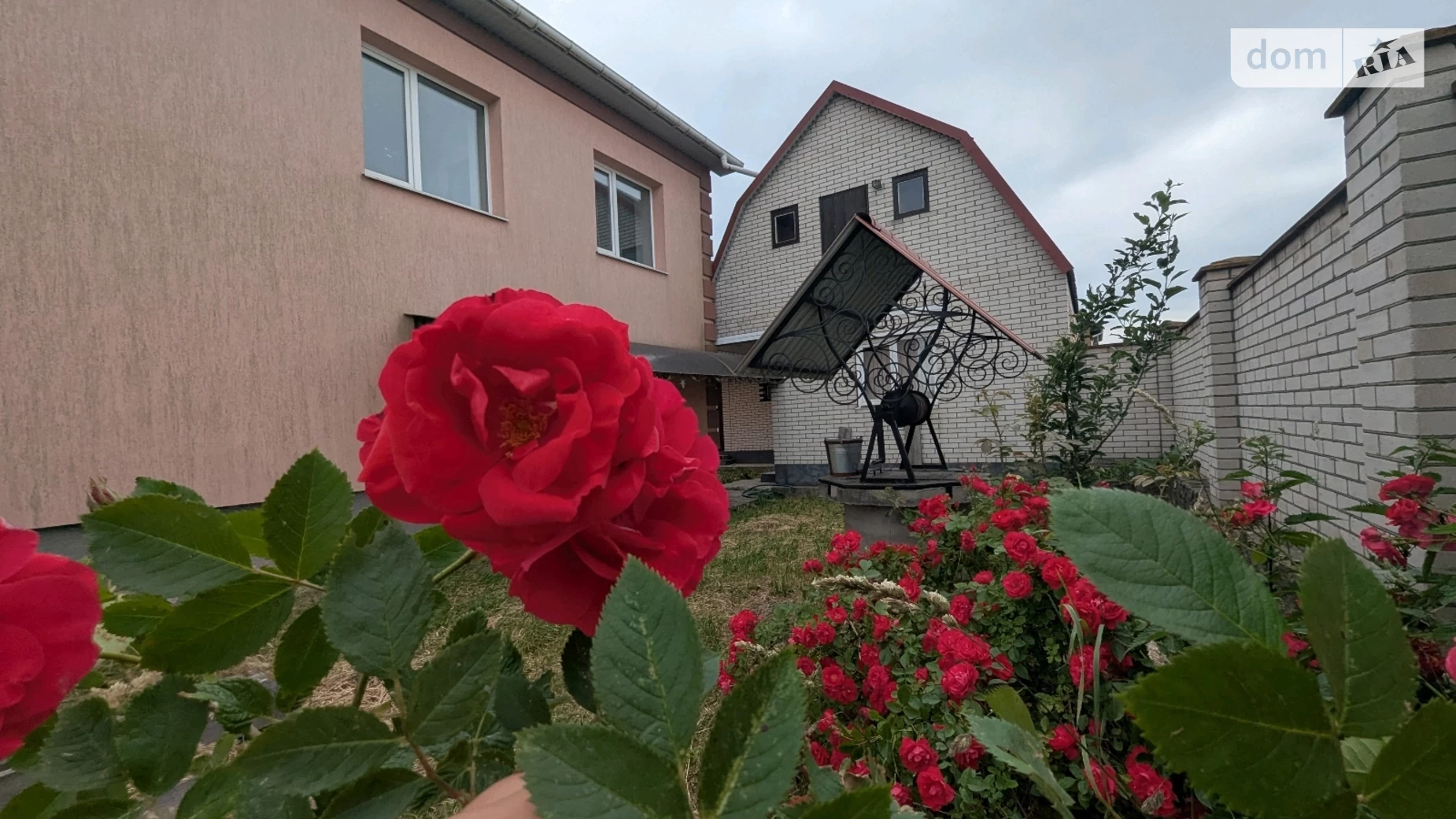 Продается дом на 2 этажа 225 кв. м с террасой, цена: 100000 $ - фото 2