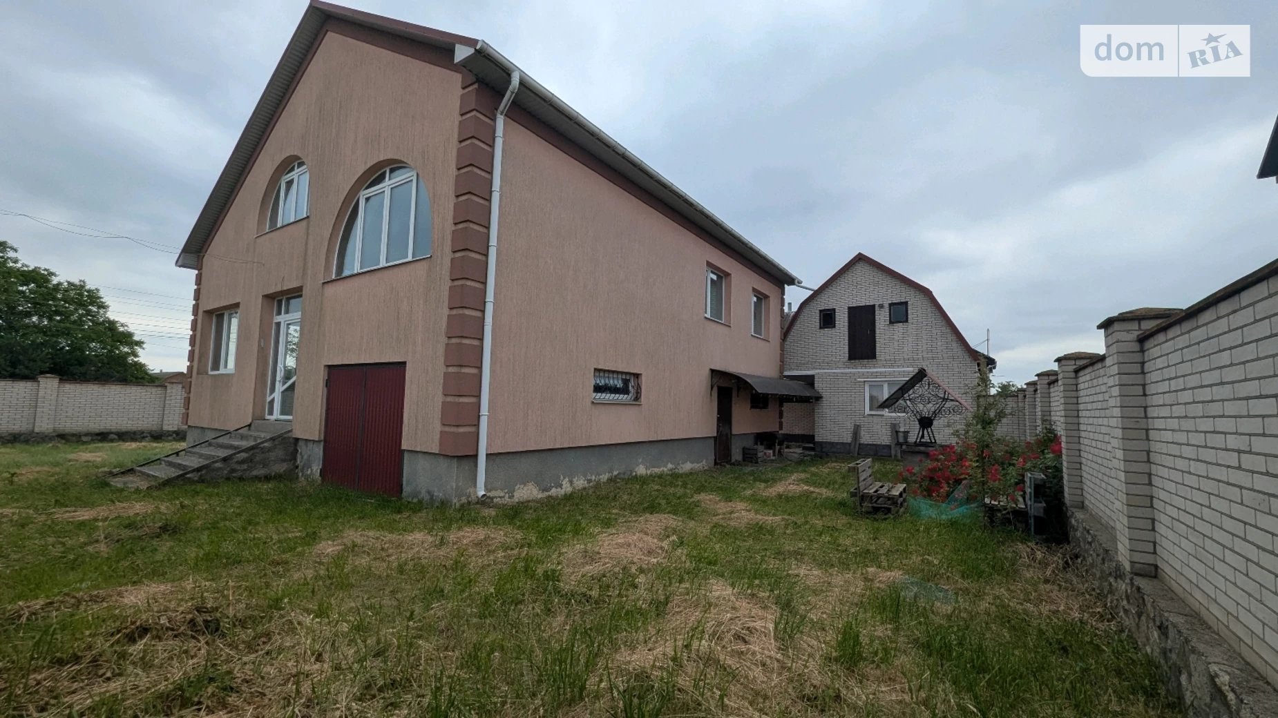 Продается дом на 2 этажа 225 кв. м с террасой, цена: 100000 $ - фото 3