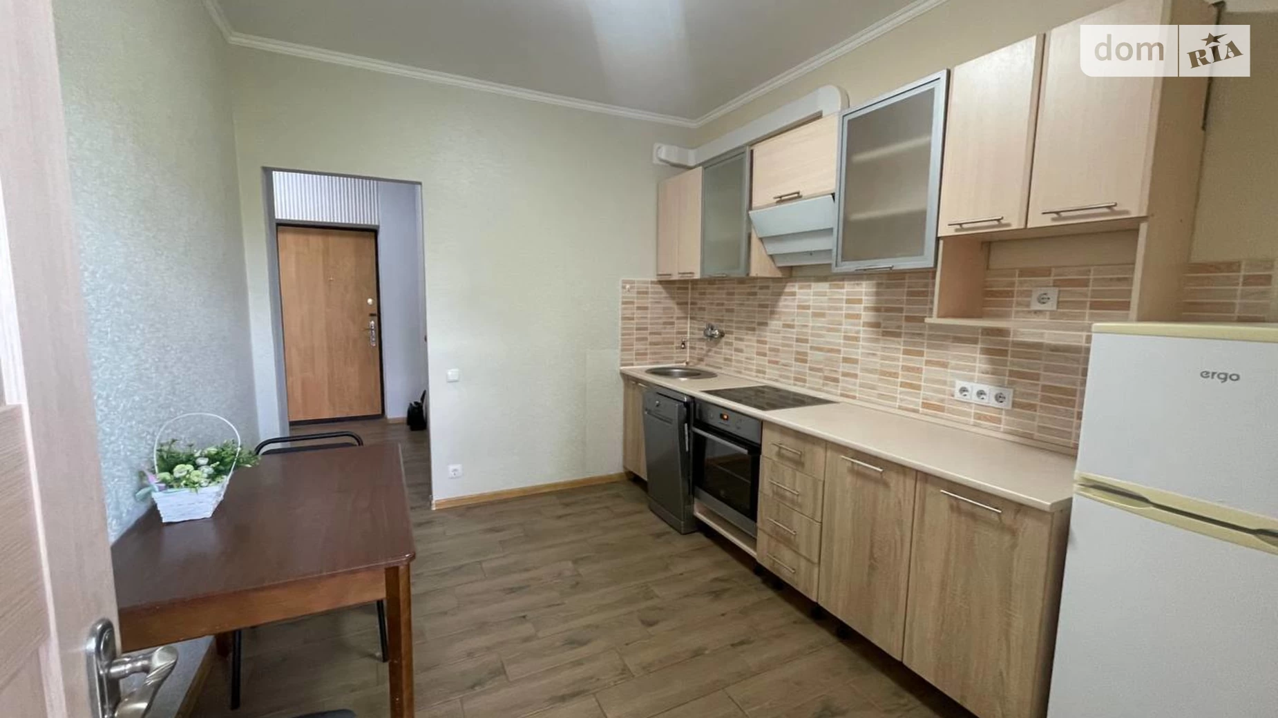 Продається 2-кімнатна квартира 42 кв. м у Лиманці, мас. Радужний - фото 2