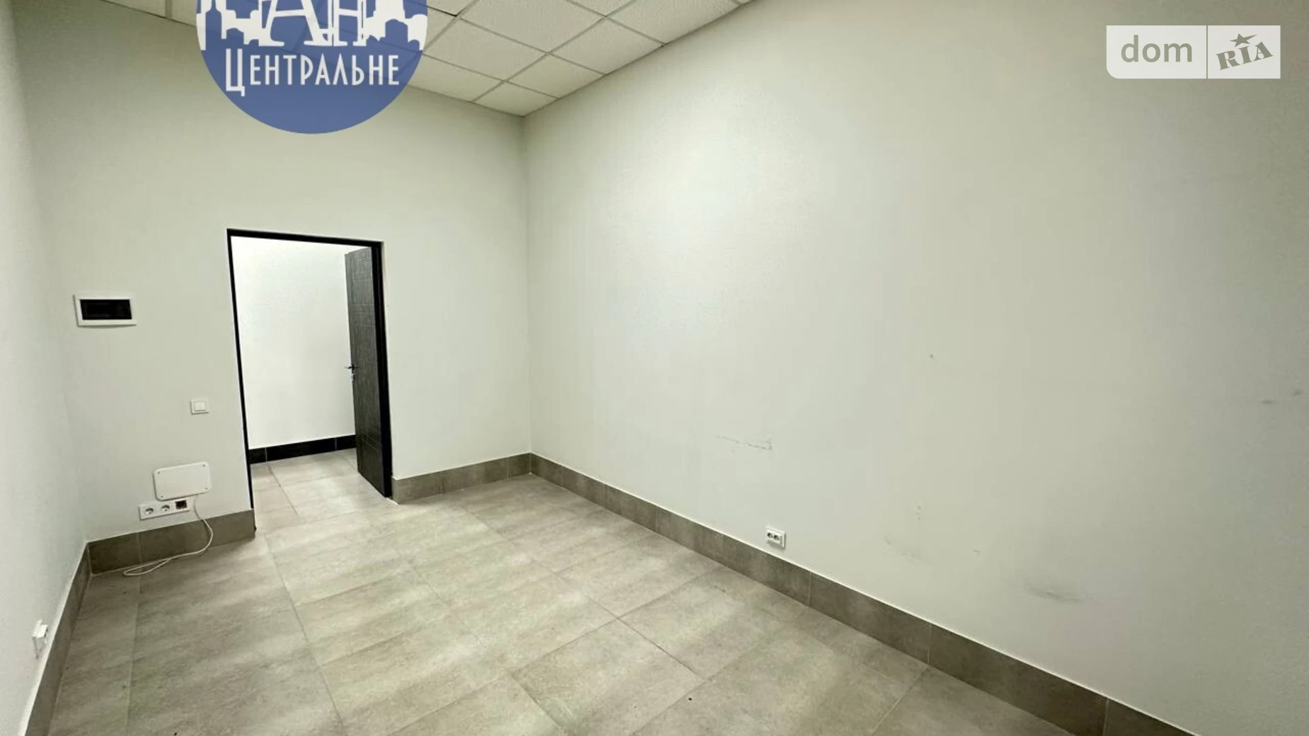 Сдается в аренду офис 15 кв. м в бизнес-центре, цена: 210 $ - фото 4
