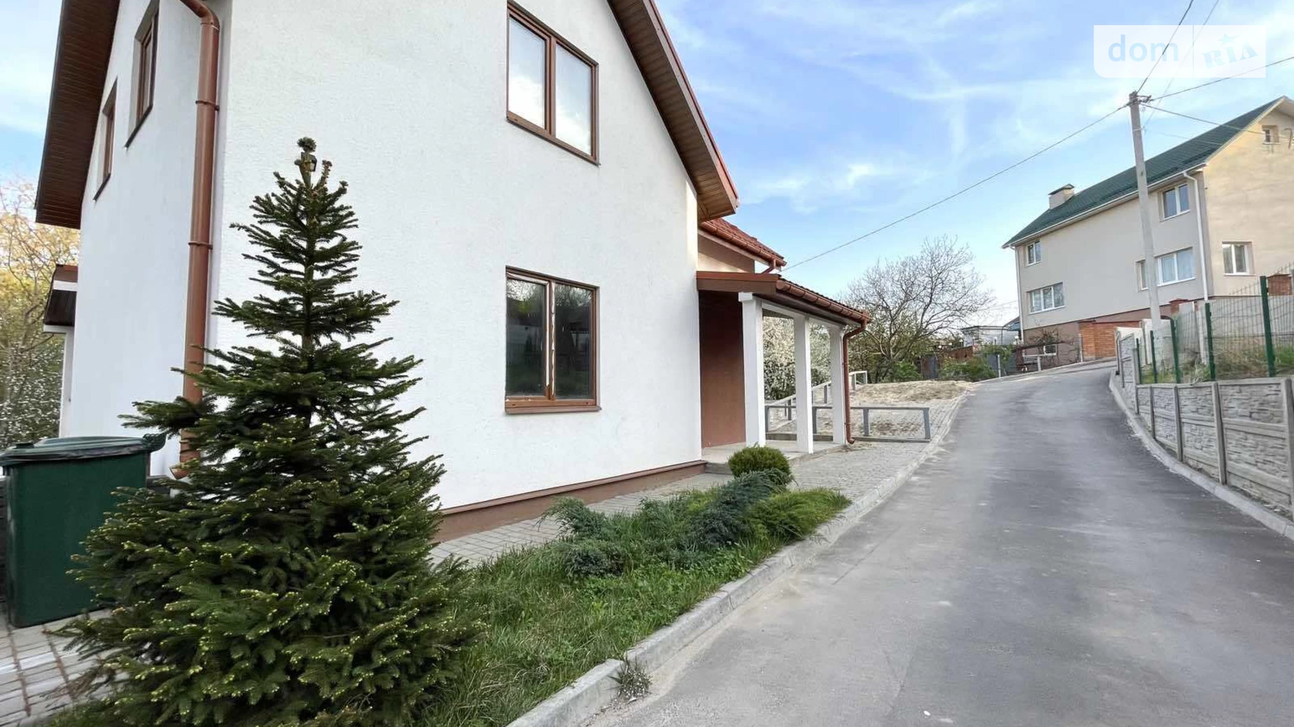 Продается дом на 2 этажа 130 кв. м с мансардой, цена: 87000 $ - фото 2