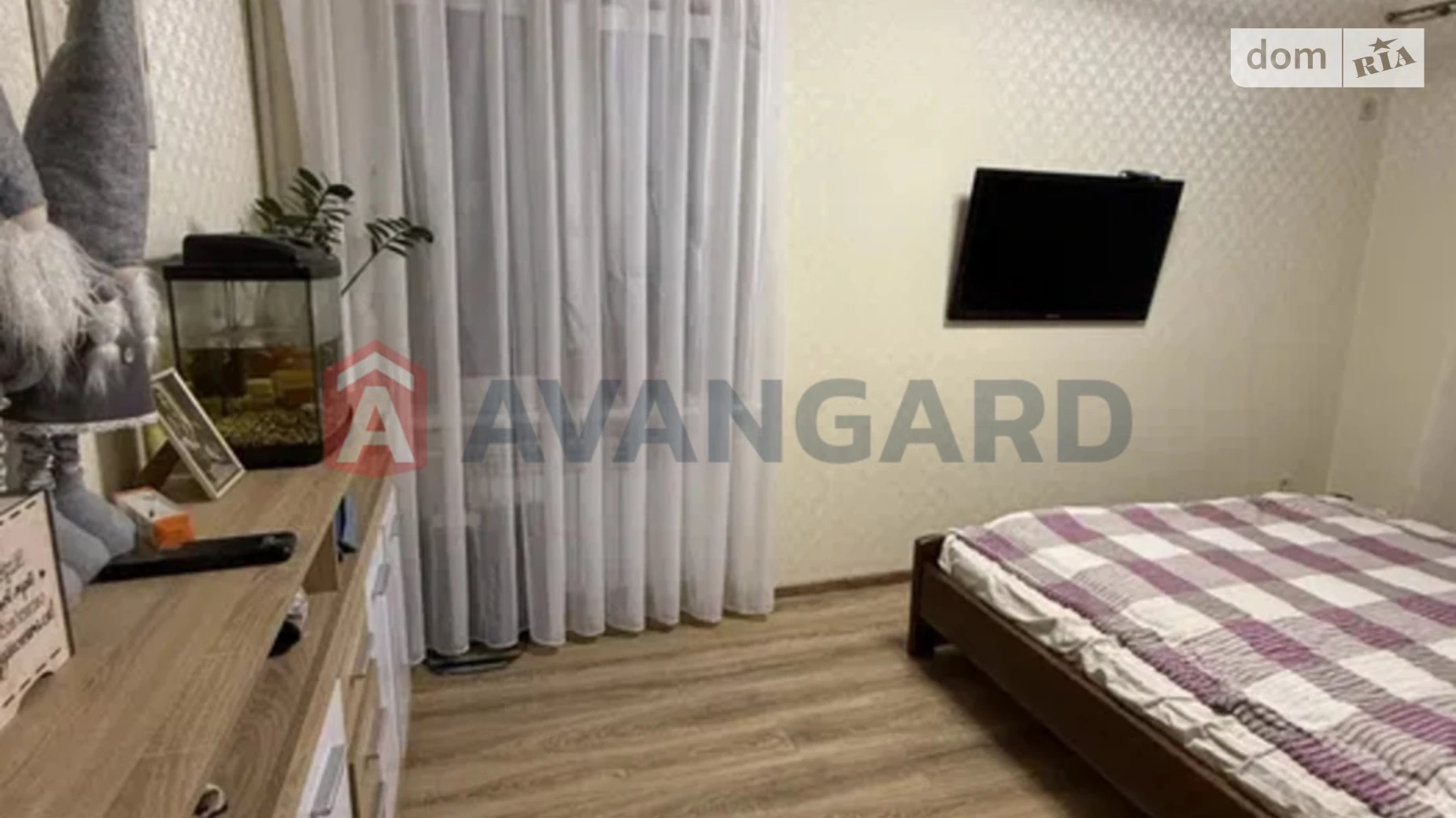 3-комнатная квартира 69 кв. м в Запорожье, ул. Чумаченко - фото 2