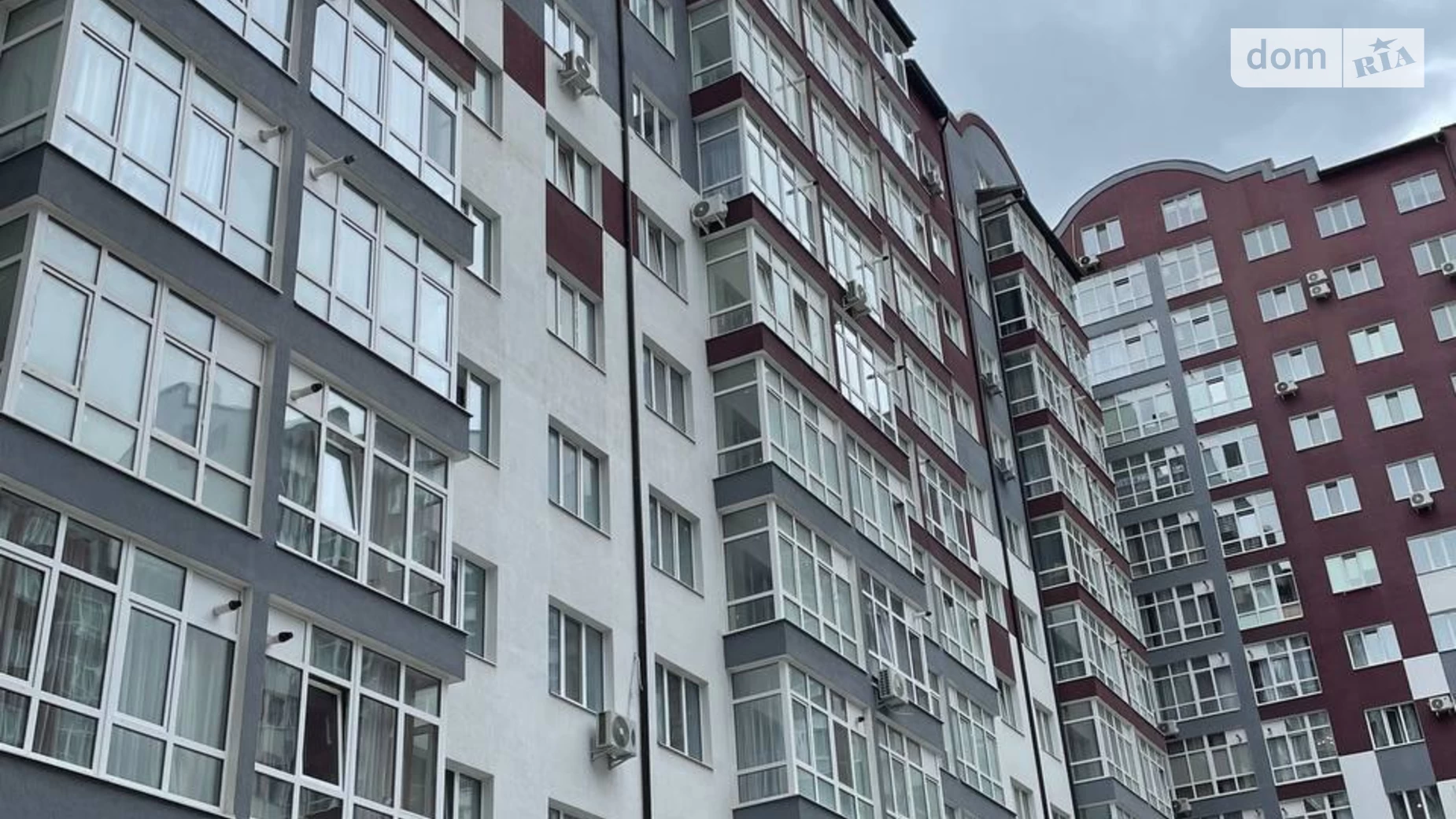 Продается 1-комнатная квартира 41 кв. м в Ивано-Франковске, ул. Высочана Семена - фото 2