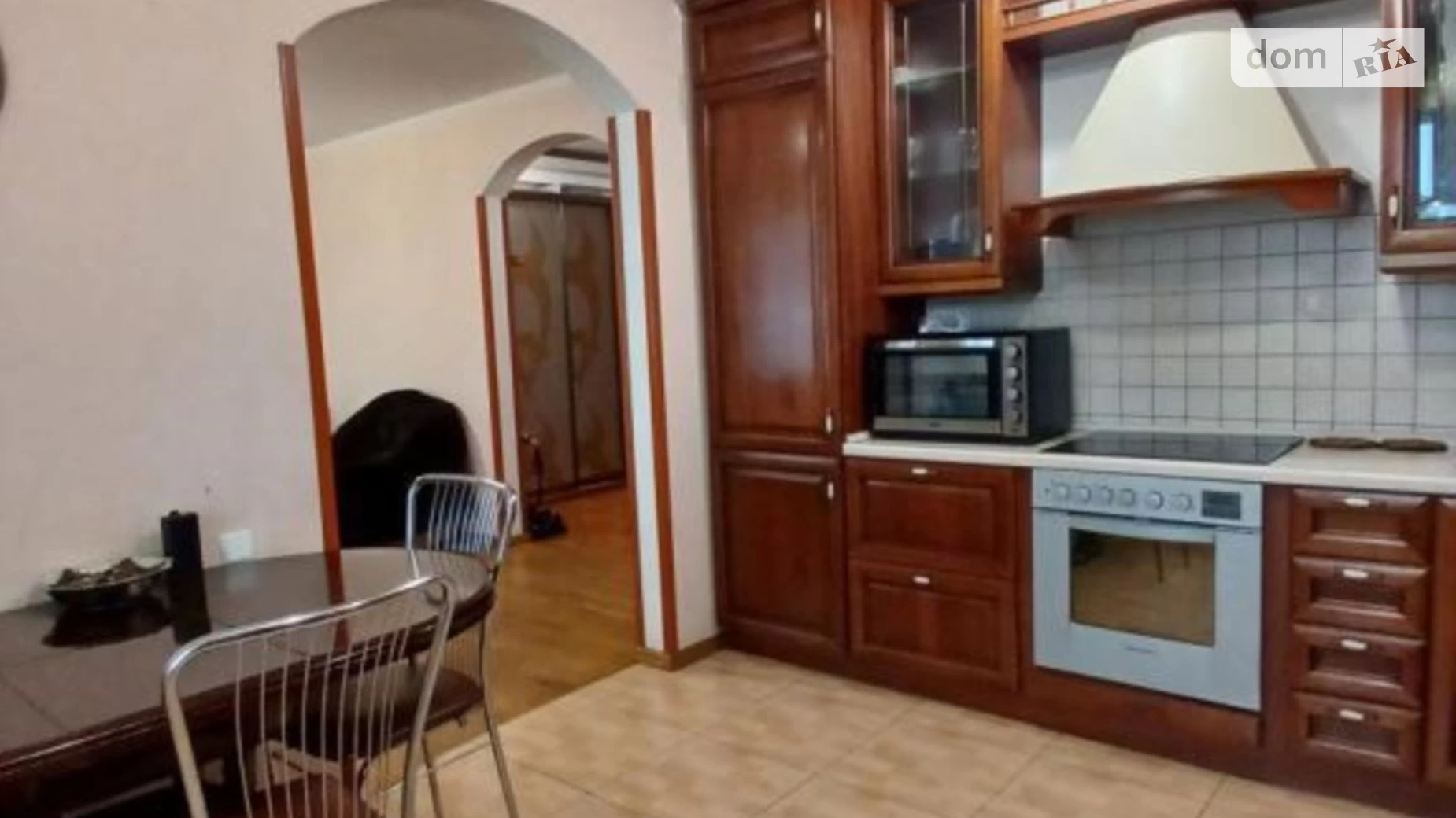 Продається 3-кімнатна квартира 110 кв. м у Києві, вул. Ахматової Анни, 43 - фото 2