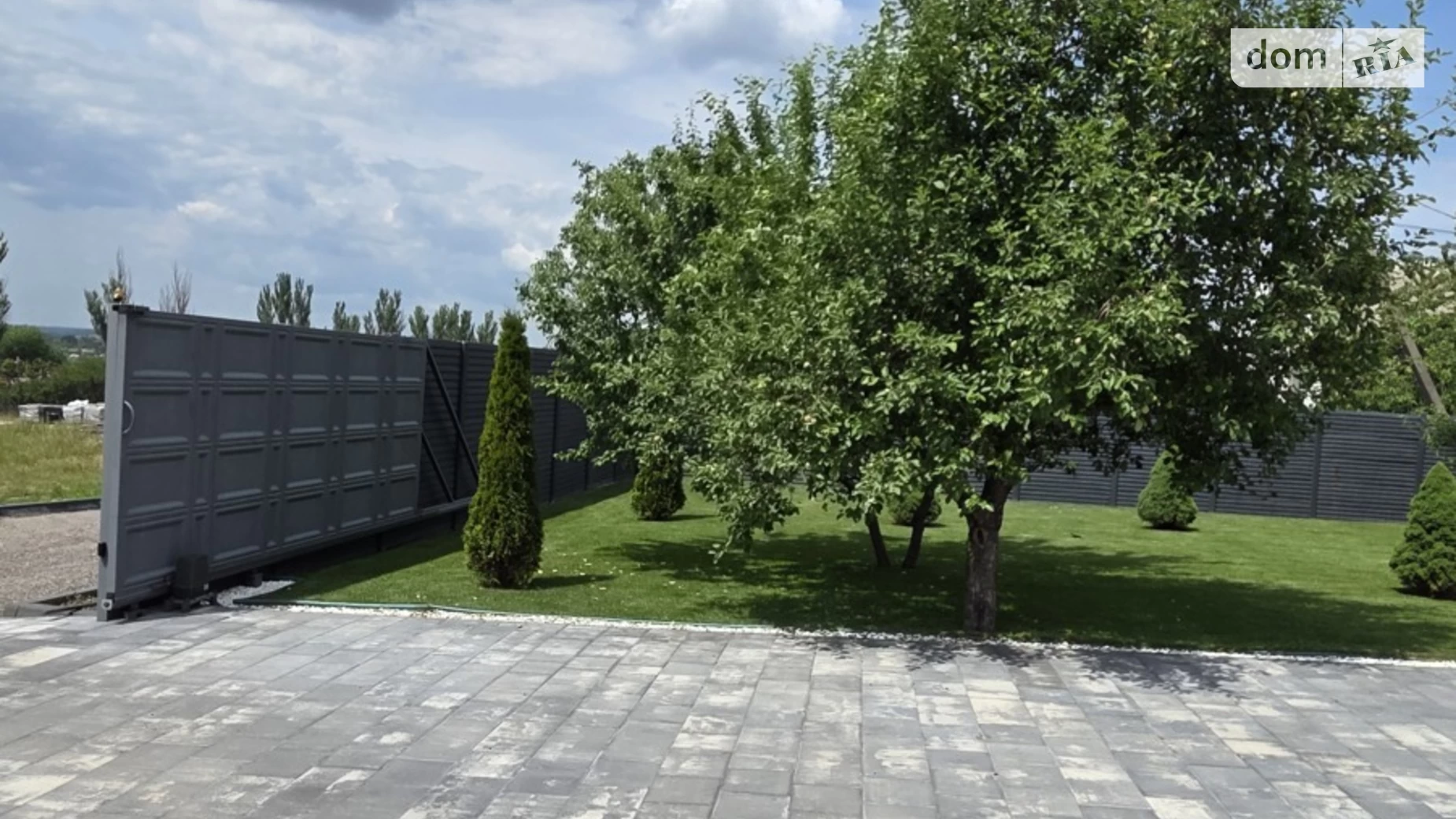 Продается дом на 2 этажа 273 кв. м с террасой, цена: 350000 $ - фото 2