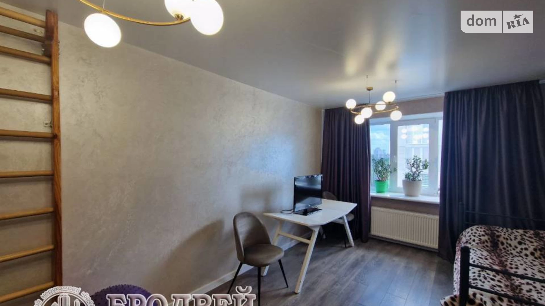 Продается 2-комнатная квартира 65 кв. м в Чернигове, цена: 78500 $ - фото 2