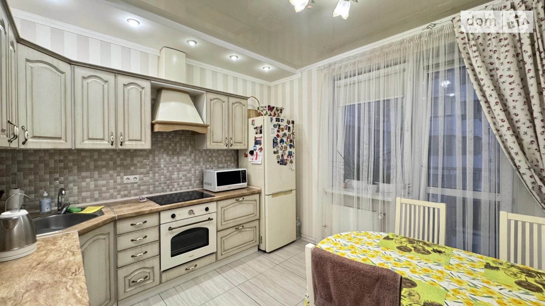 Продається 2-кімнатна квартира 66 кв. м у Одесі, цена: 104000 $ - фото 2