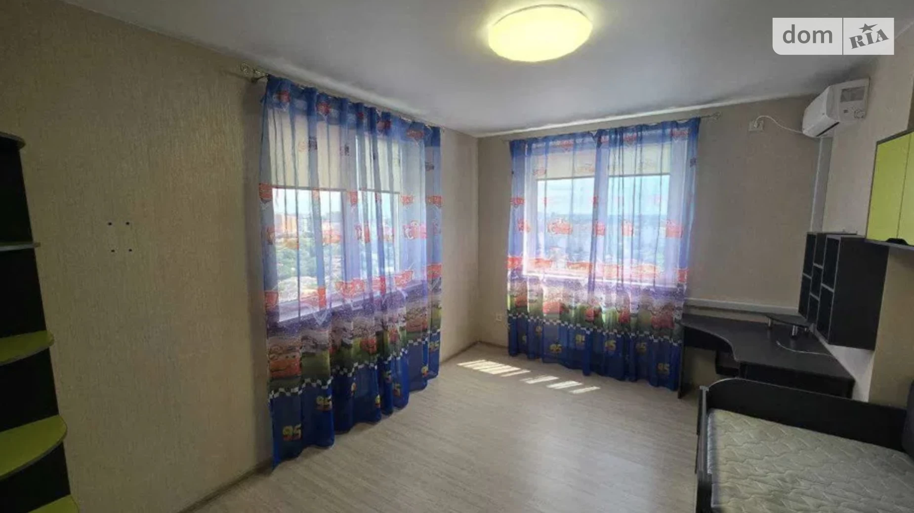 Продается 2-комнатная квартира 56 кв. м в Одессе, ул. Михаила Грушевского - фото 2