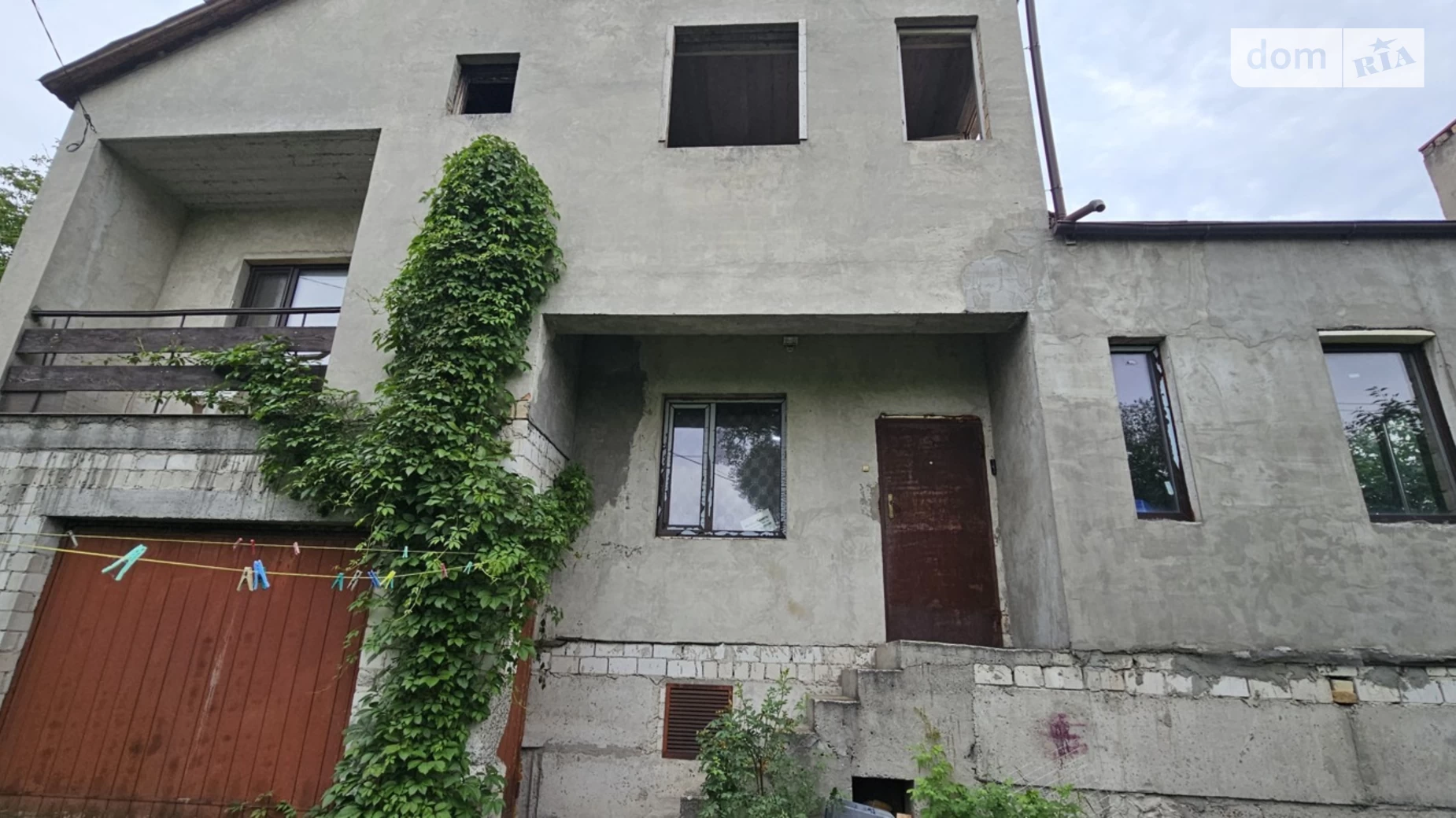 Продается дом на 3 этажа 180 кв. м с подвалом, цена: 150000 $ - фото 2