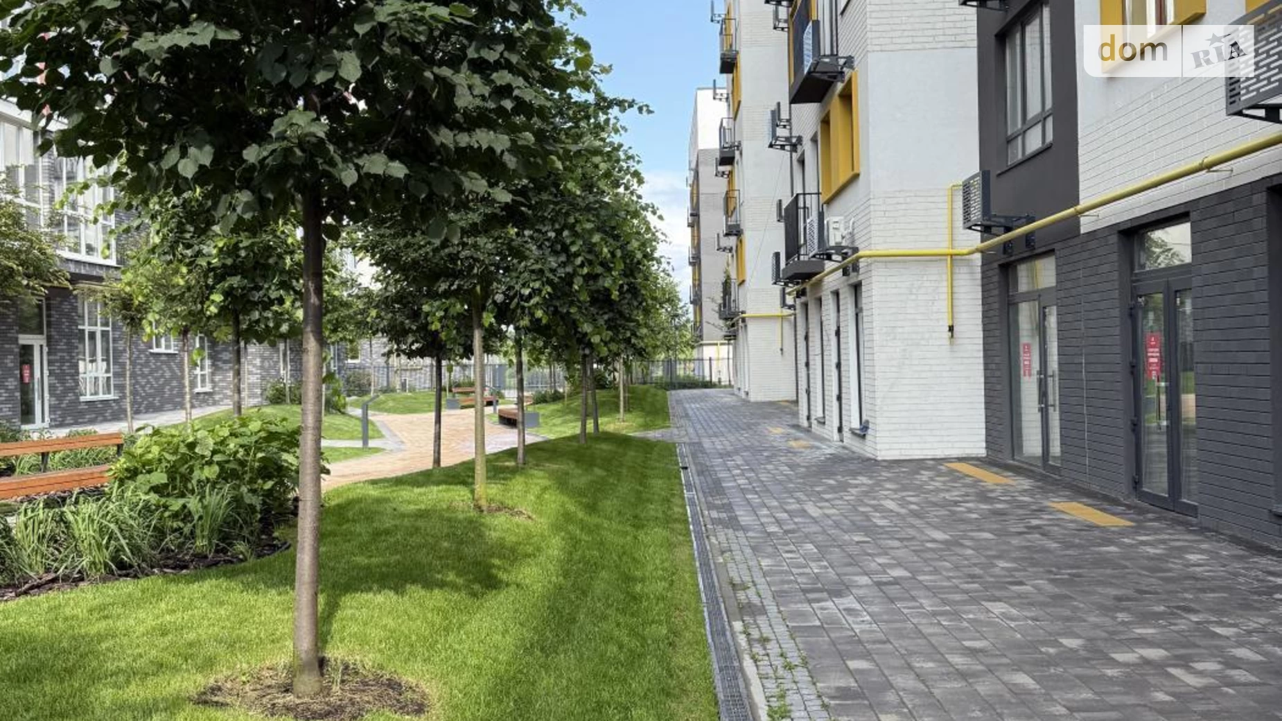 Продається 1-кімнатна квартира 37 кв. м у Ірпені, вул. Соборна(ІІІ Інтернаціоналу) - фото 2