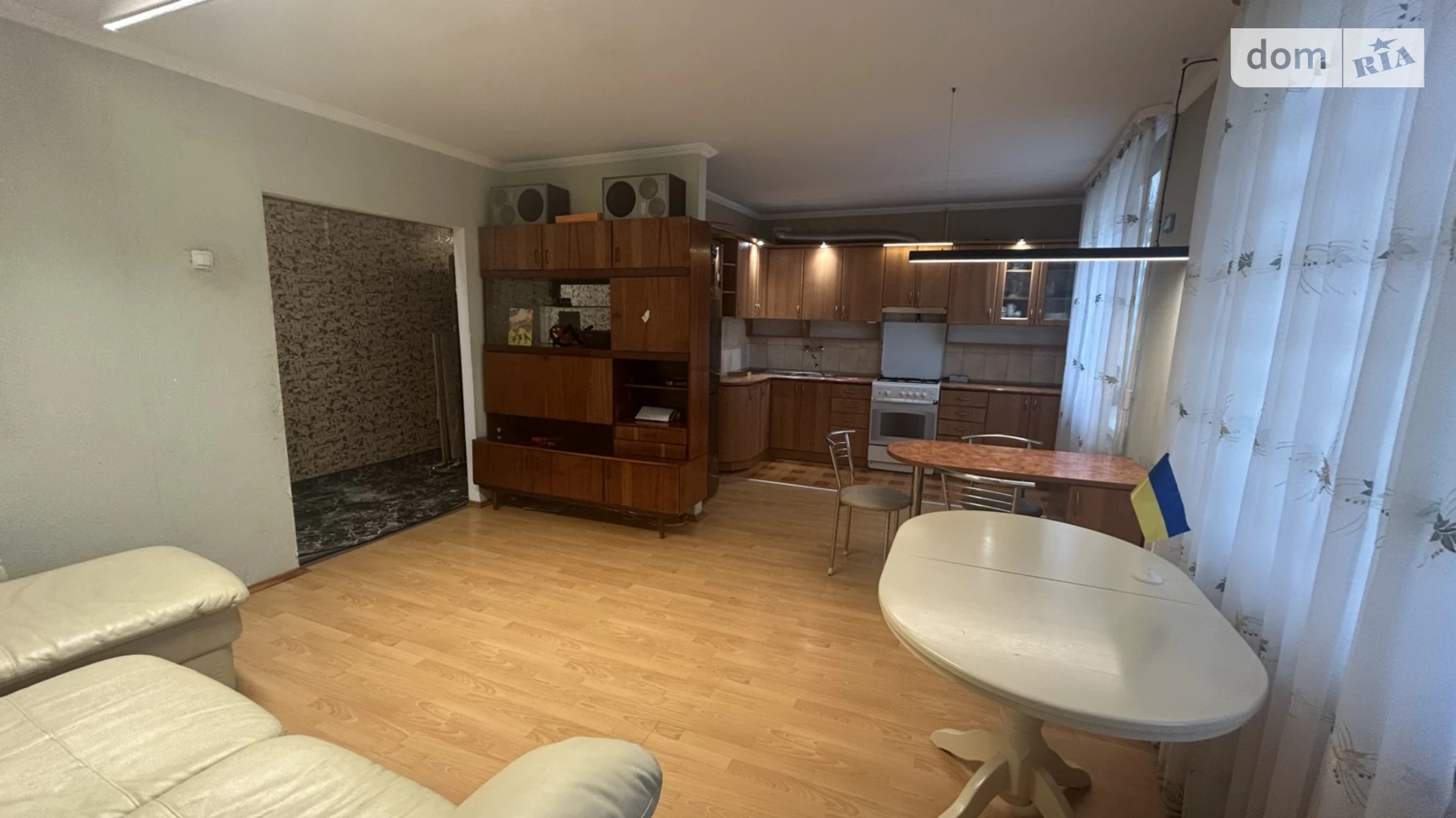 Продается 3-комнатная квартира 65 кв. м в Ровно, ул. Фабричная - фото 2