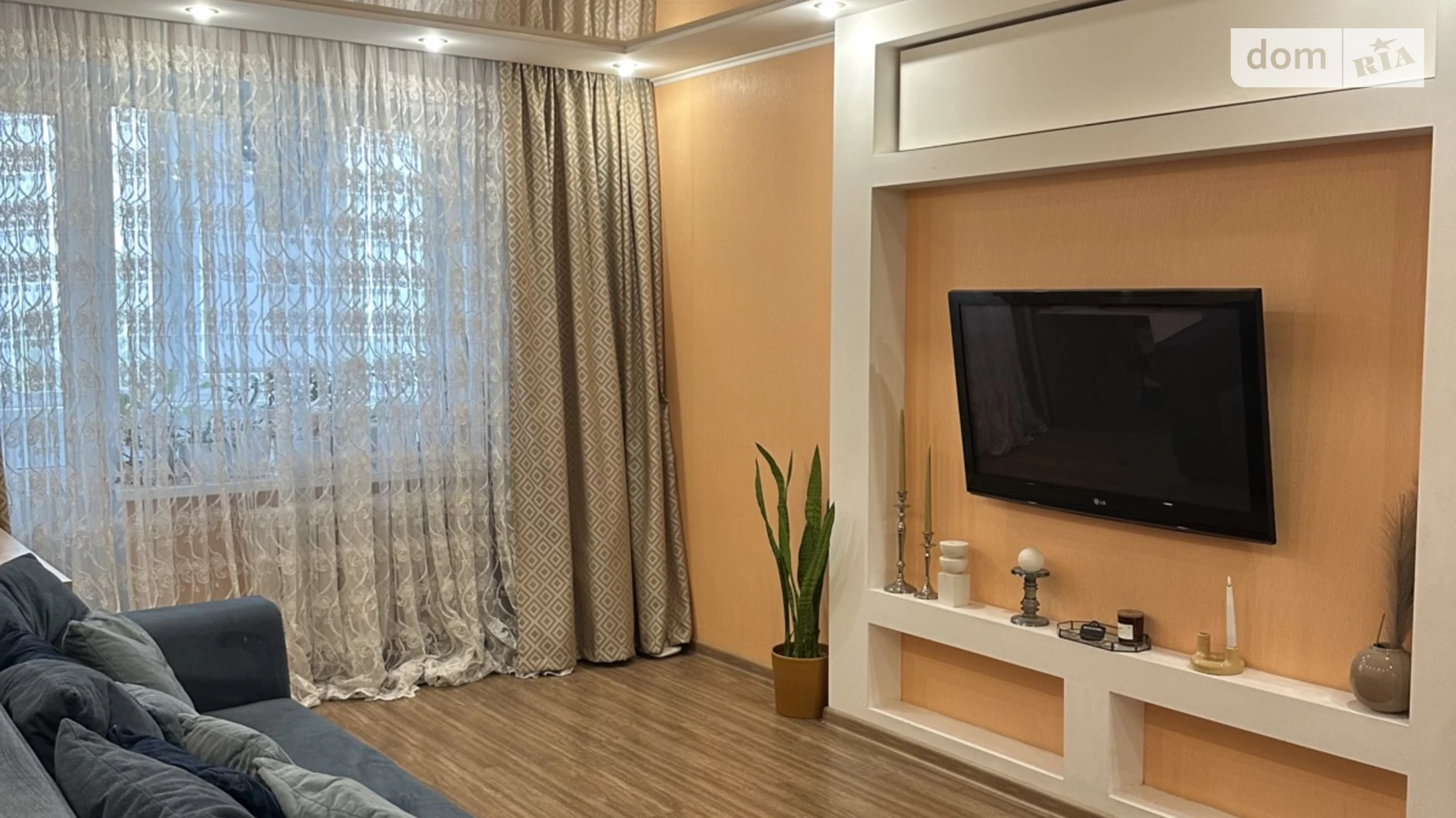 Продається 2-кімнатна квартира 51 кв. м у Южному, цена: 46500 $ - фото 2