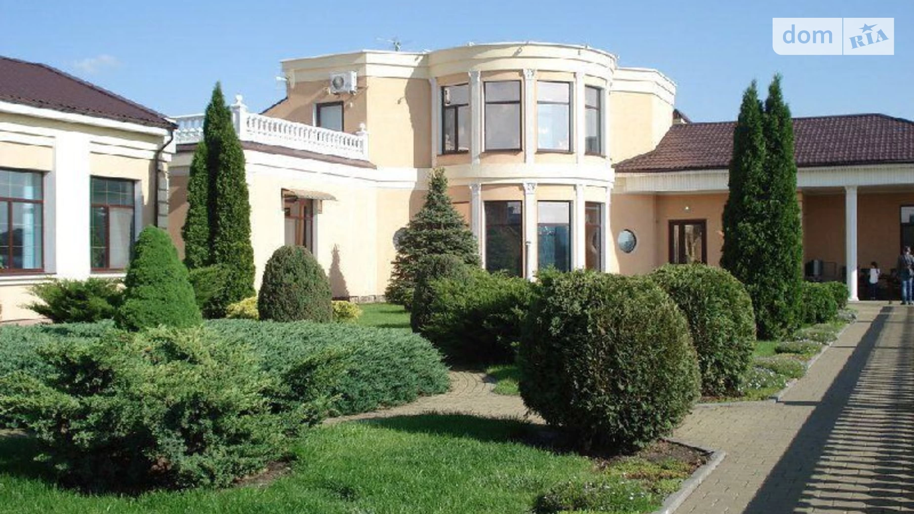 Сдается в аренду дом на 2 этажа 370 кв. м с камином, цена: 4500 $ - фото 2