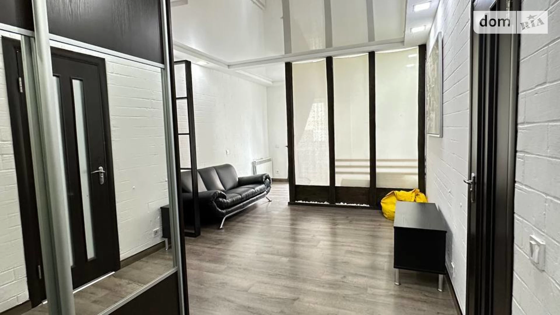 Продается 1-комнатная квартира 34.3 кв. м в Ровно, ул. Дубенская - фото 2