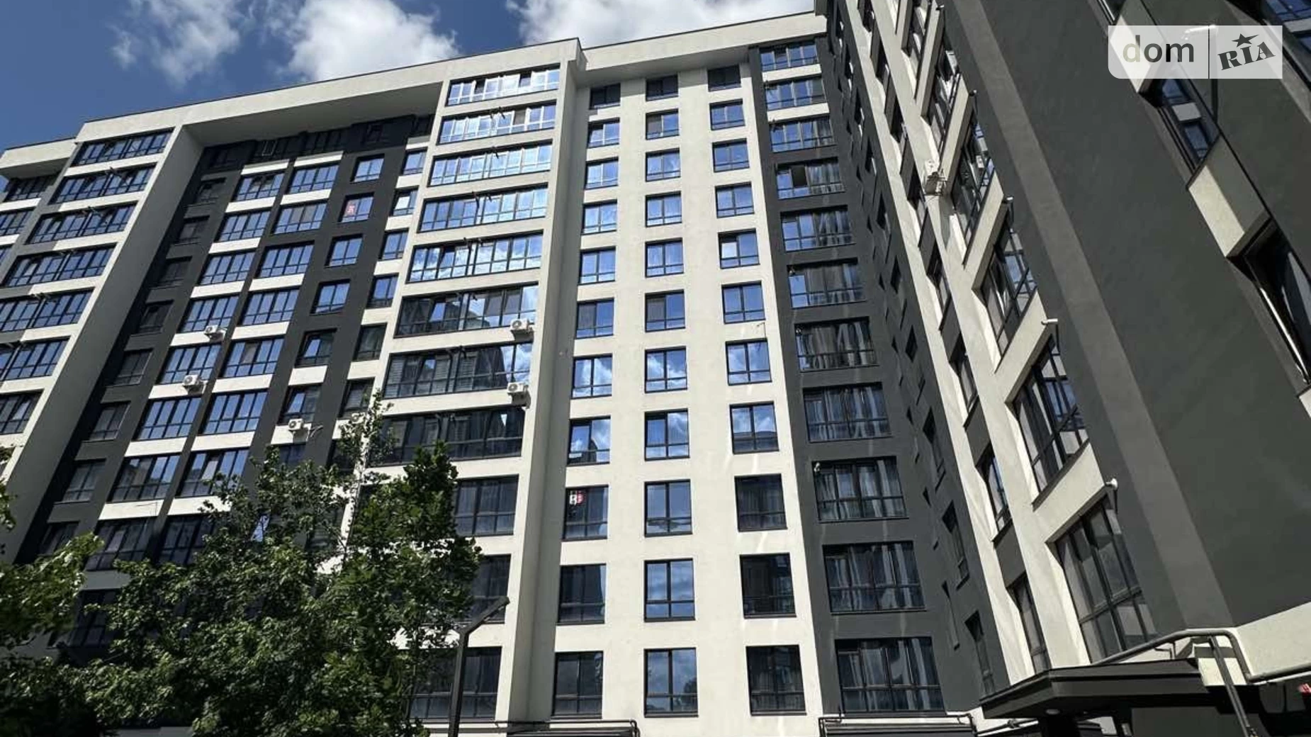 Продается 3-комнатная квартира 91.4 кв. м в Ивано-Франковске, ул. Химиков - фото 2