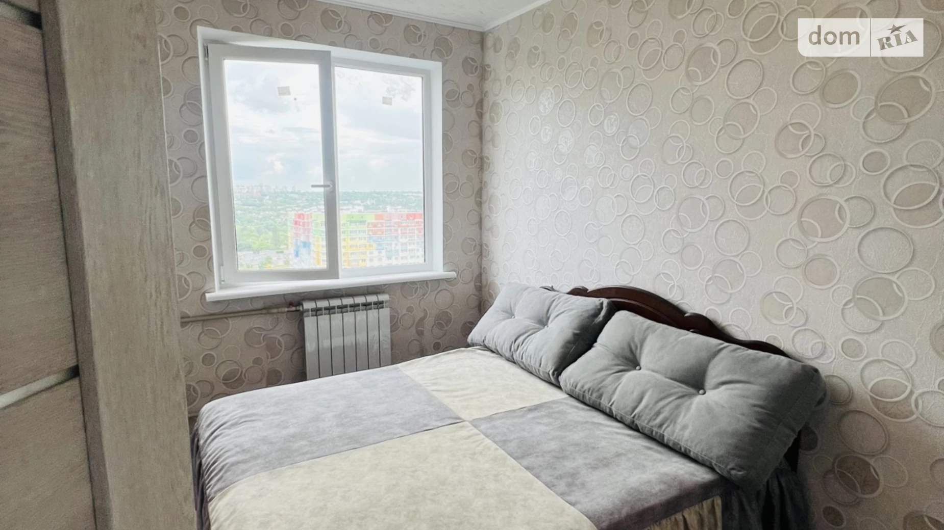 Продается 2-комнатная квартира 45 кв. м в Харькове, ул. Амосова, 13 - фото 2
