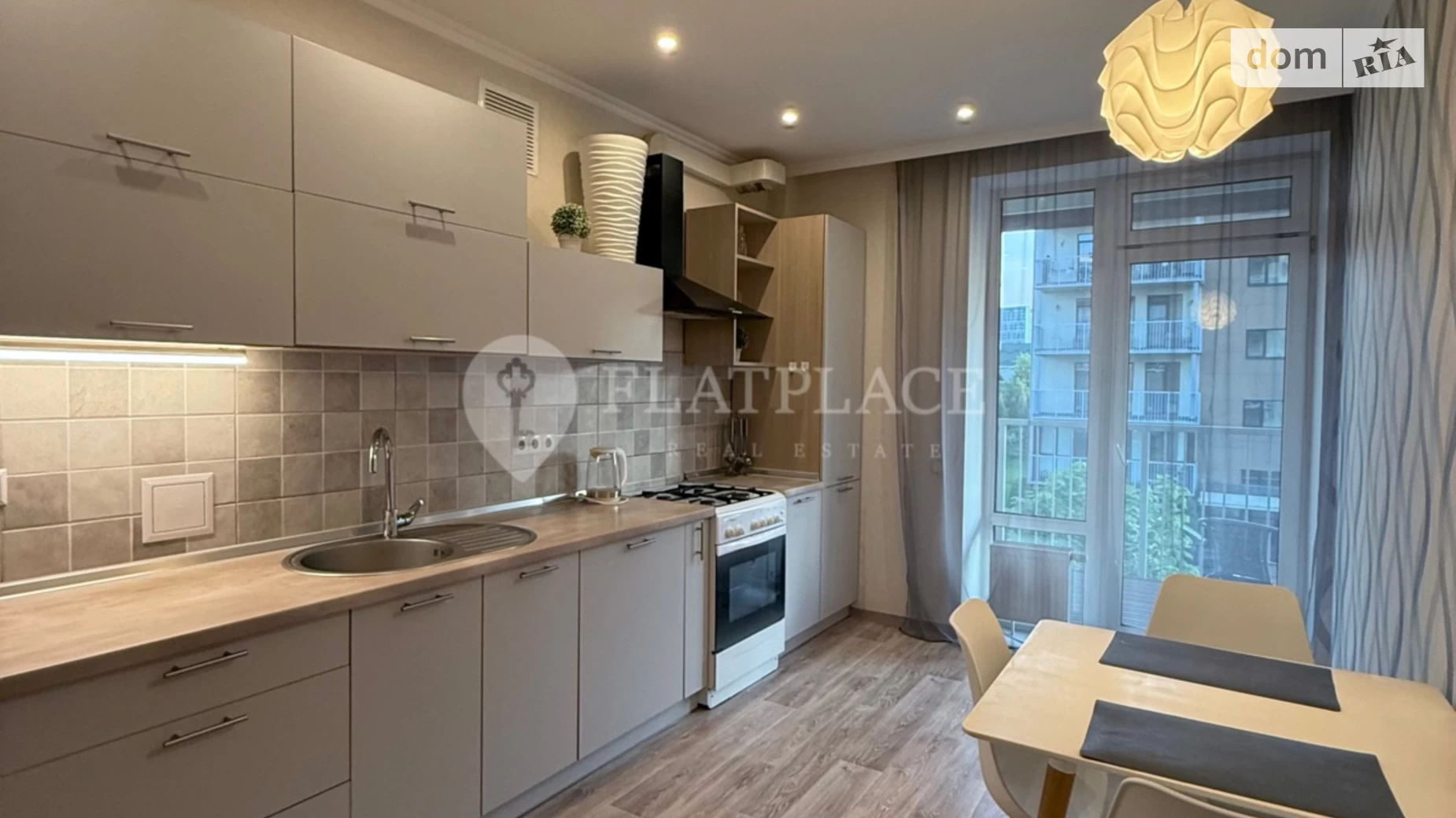 Продается 1-комнатная квартира 48.4 кв. м в Киеве, ул. Замковецкая, 94А - фото 2