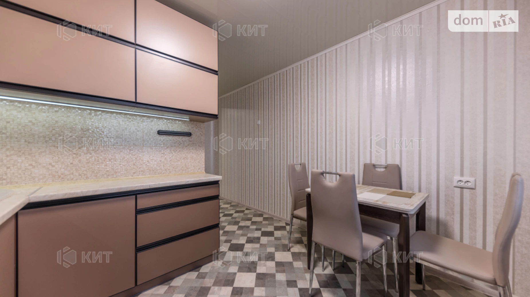 Продается 1-комнатная квартира 40 кв. м в Харькове, ул. Гвардейцев-Широнинцев, 11 - фото 4