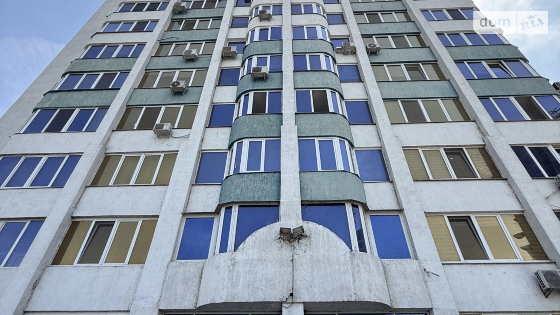 Продается 2-комнатная квартира 87.6 кв. м в Черкассах, ул. Жужомы Сержанта, 3/1 - фото 2