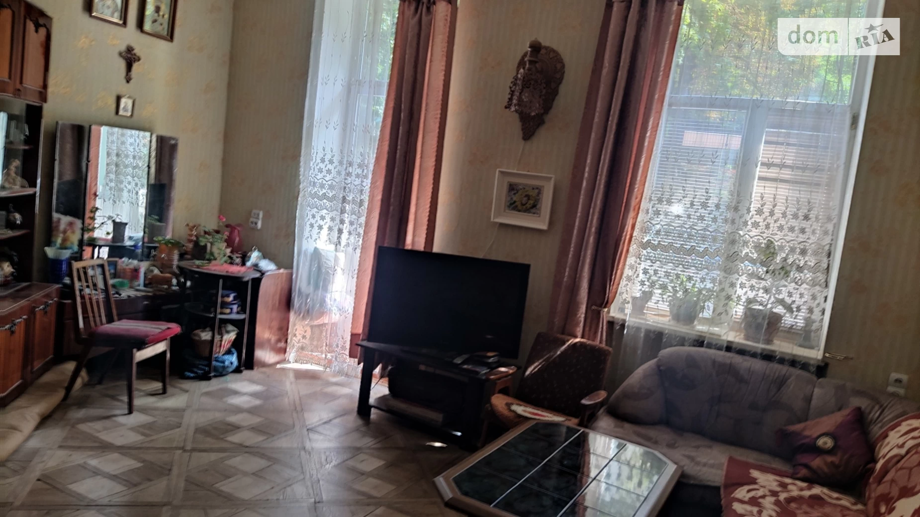 Продается 4-комнатная квартира 123 кв. м в Львове, ул. Руставели Шота, 34 - фото 2