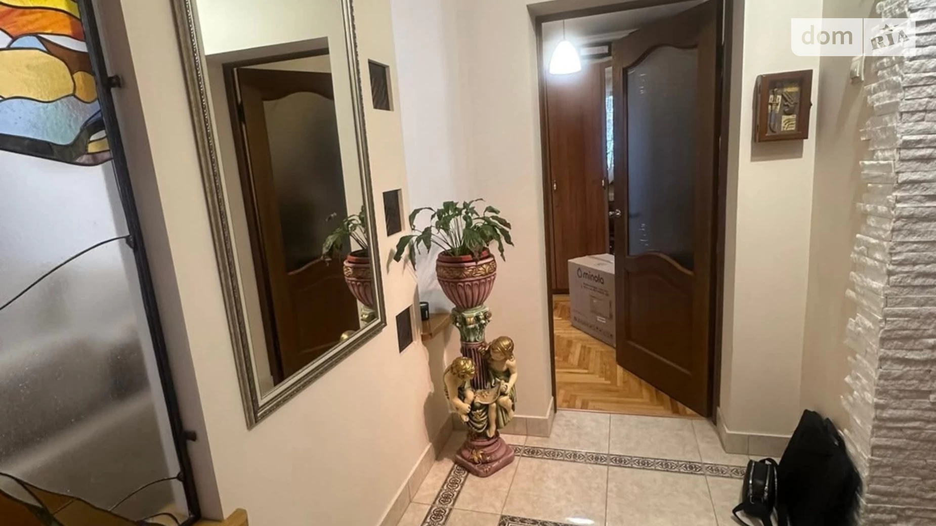 Продается 3-комнатная квартира 70 кв. м в Ужгороде, цена: 88000 $ - фото 4