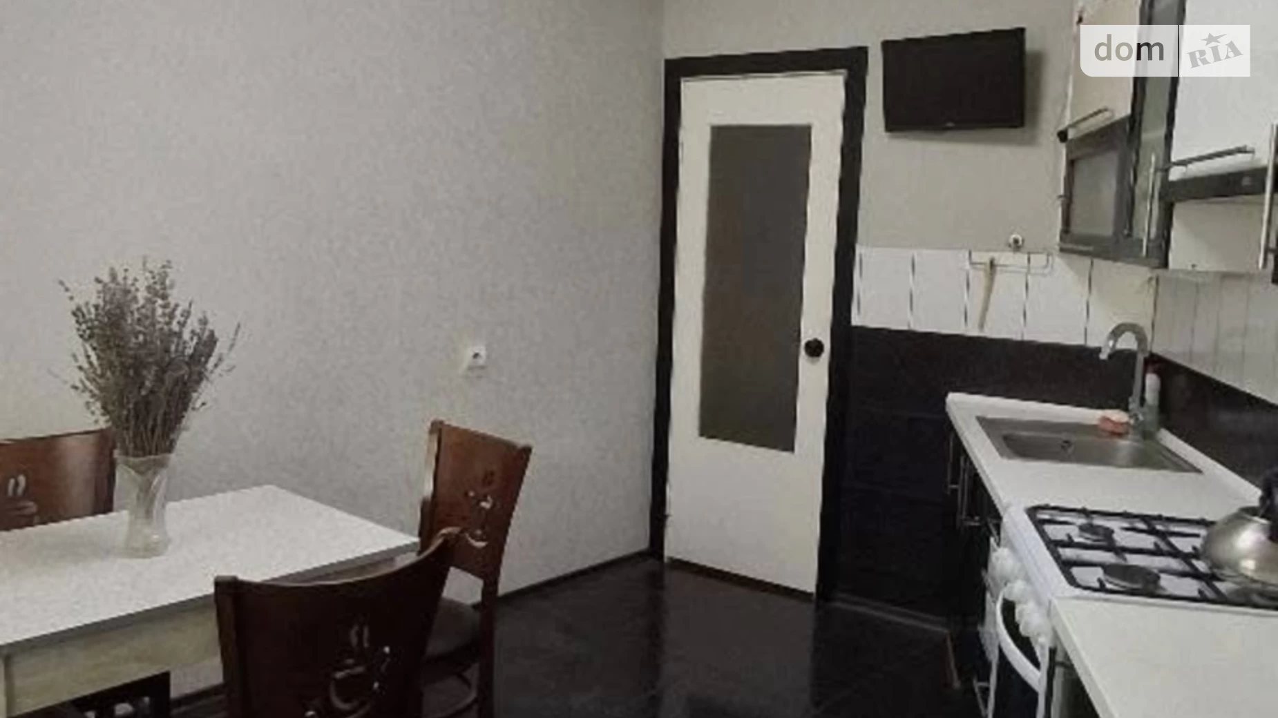Продається 2-кімнатна квартира 68 кв. м у Білій Церкві, вул. Таращанська, 161 - фото 3