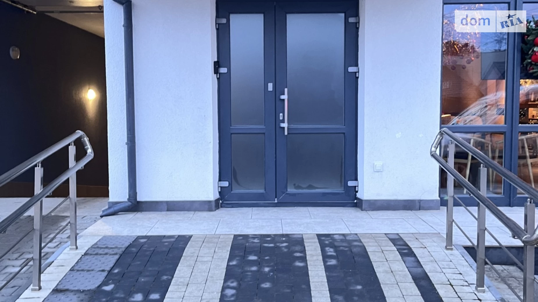 Продается помещения свободного назначения 176.6 кв. м в 10-этажном здании, цена: 256500 $ - фото 2