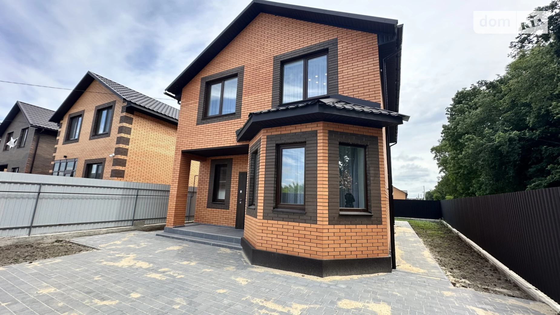 Продается дом на 2 этажа 120 кв. м с беседкой, цена: 149000 $ - фото 2
