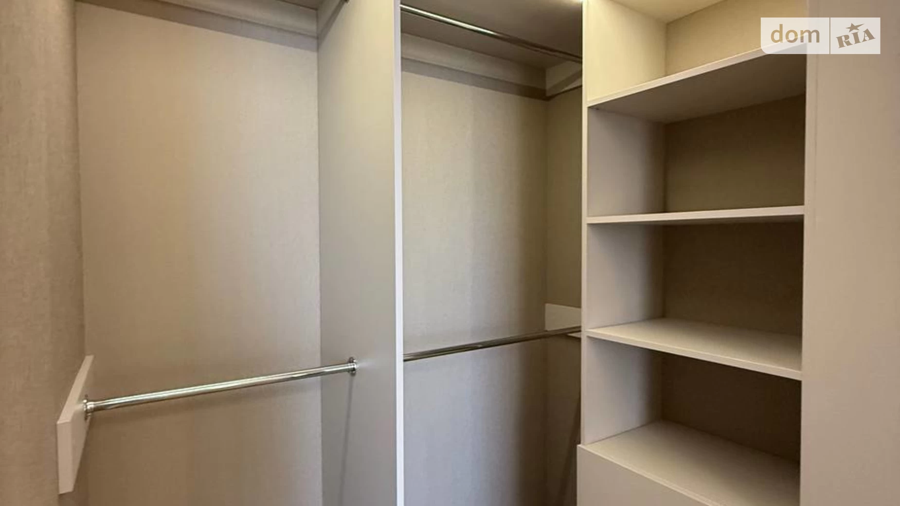 Продается 1-комнатная квартира 43 кв. м в, цена: 75000 $ - фото 3