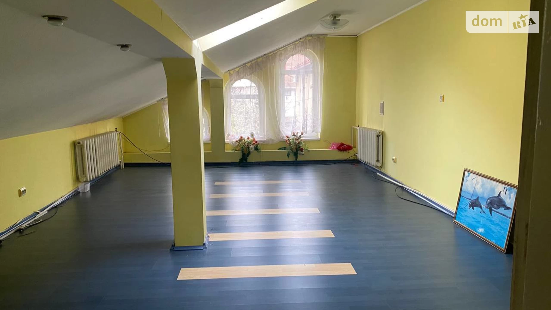 Продается дом на 3 этажа 306 кв. м с баней/сауной, цена: 155000 € - фото 2