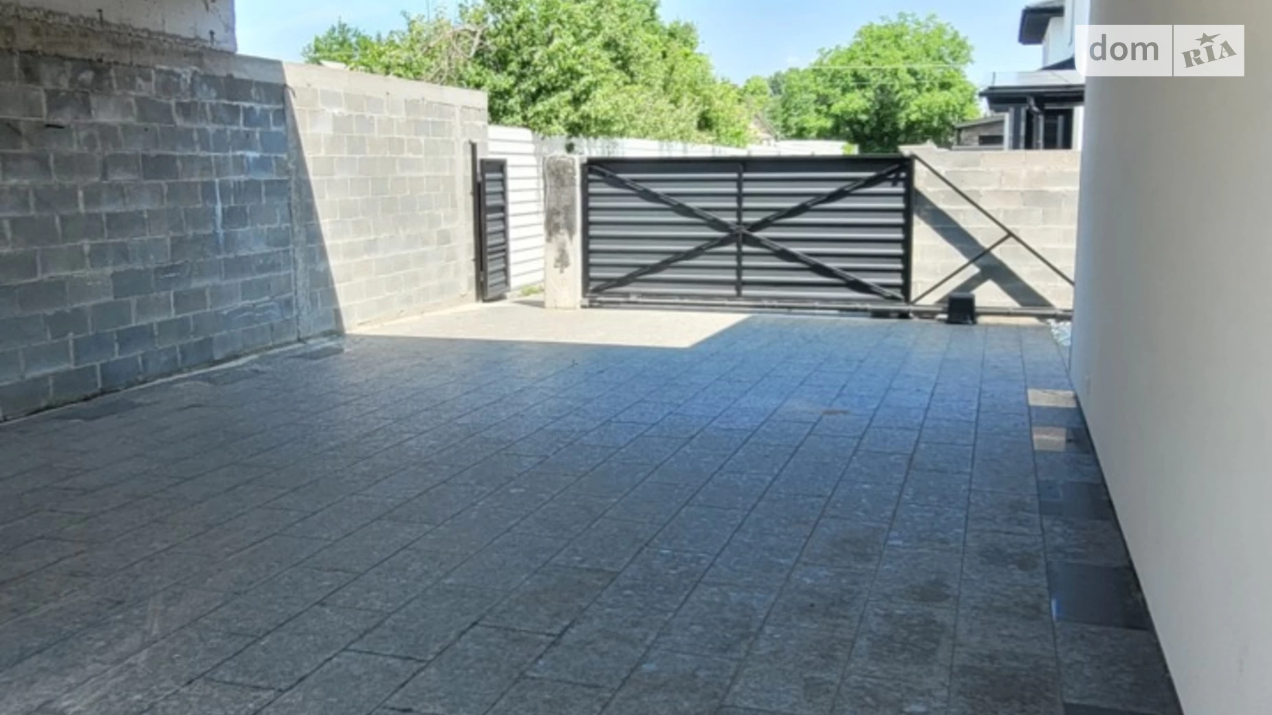 Продається будинок 2 поверховий 230 кв. м з гаражем, цена: 300000 $ - фото 2