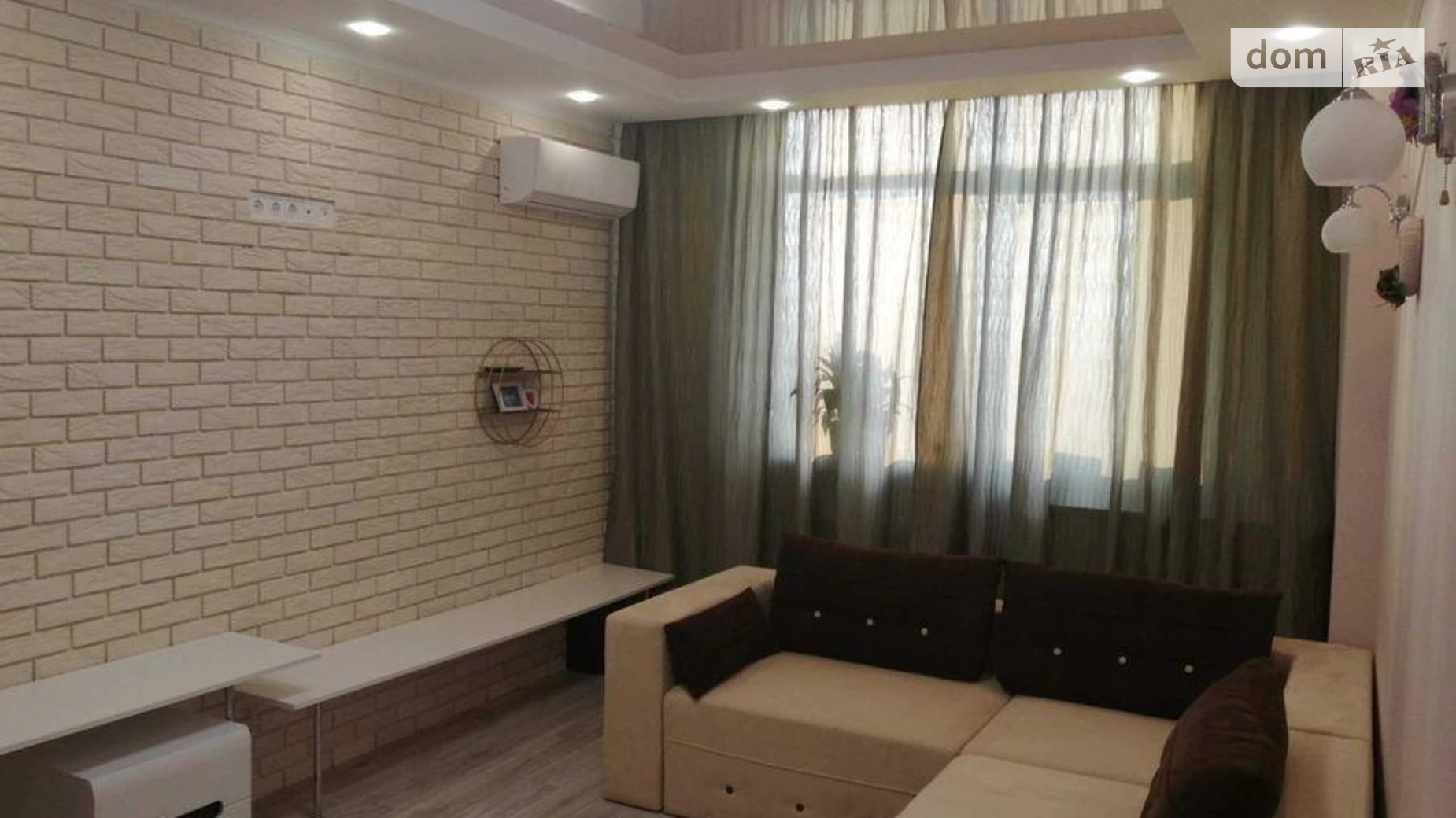Продается 2-комнатная квартира 71 кв. м в Киеве, ул. Воскресенская, 12Б - фото 3